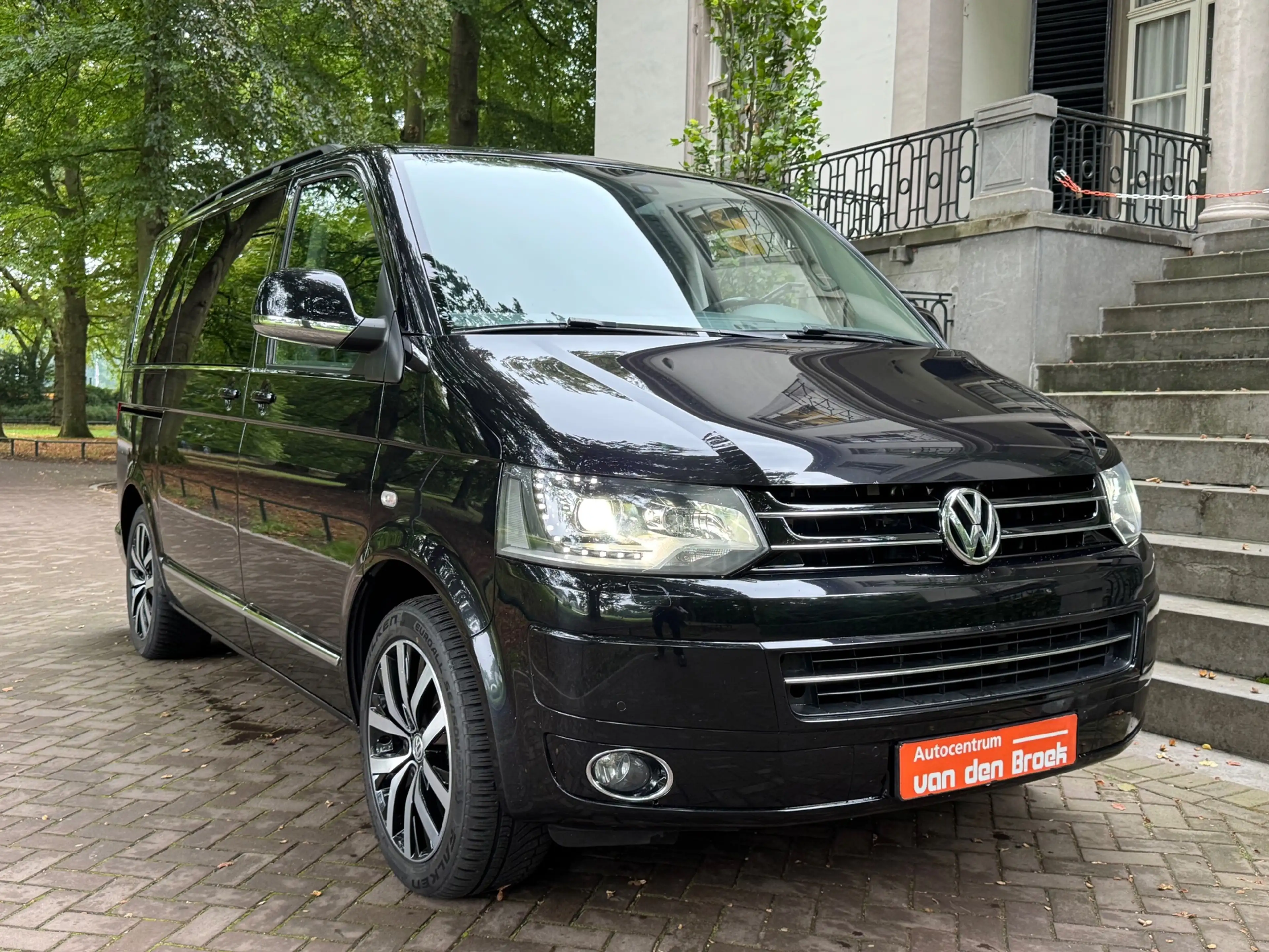 Volkswagen Transporter Multivan 2.0 TDI 4Motion Highline 7Persoons Automa — photo 5