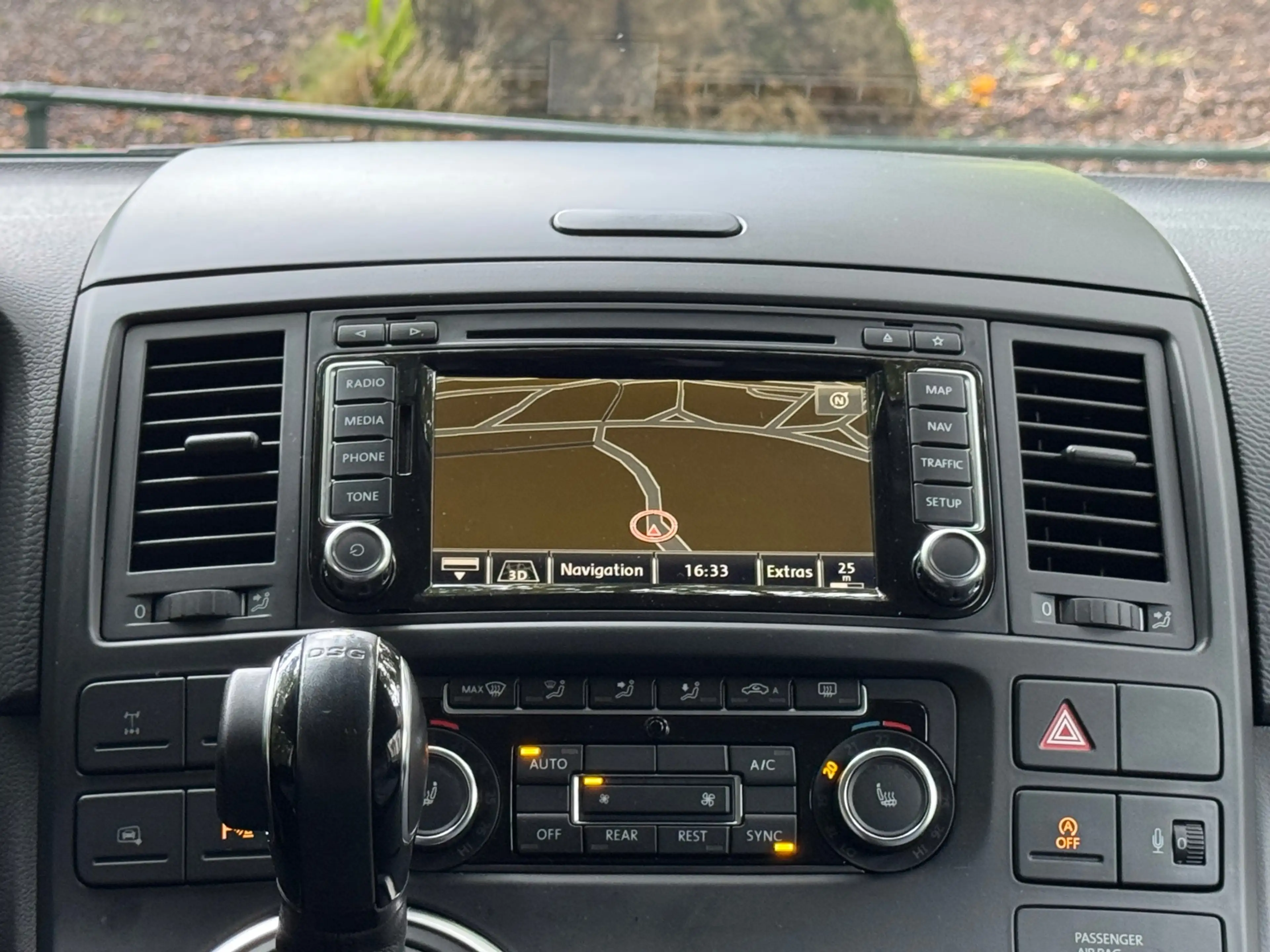 Volkswagen Transporter Multivan 2.0 TDI 4Motion Highline 7Persoons Automa — photo 32