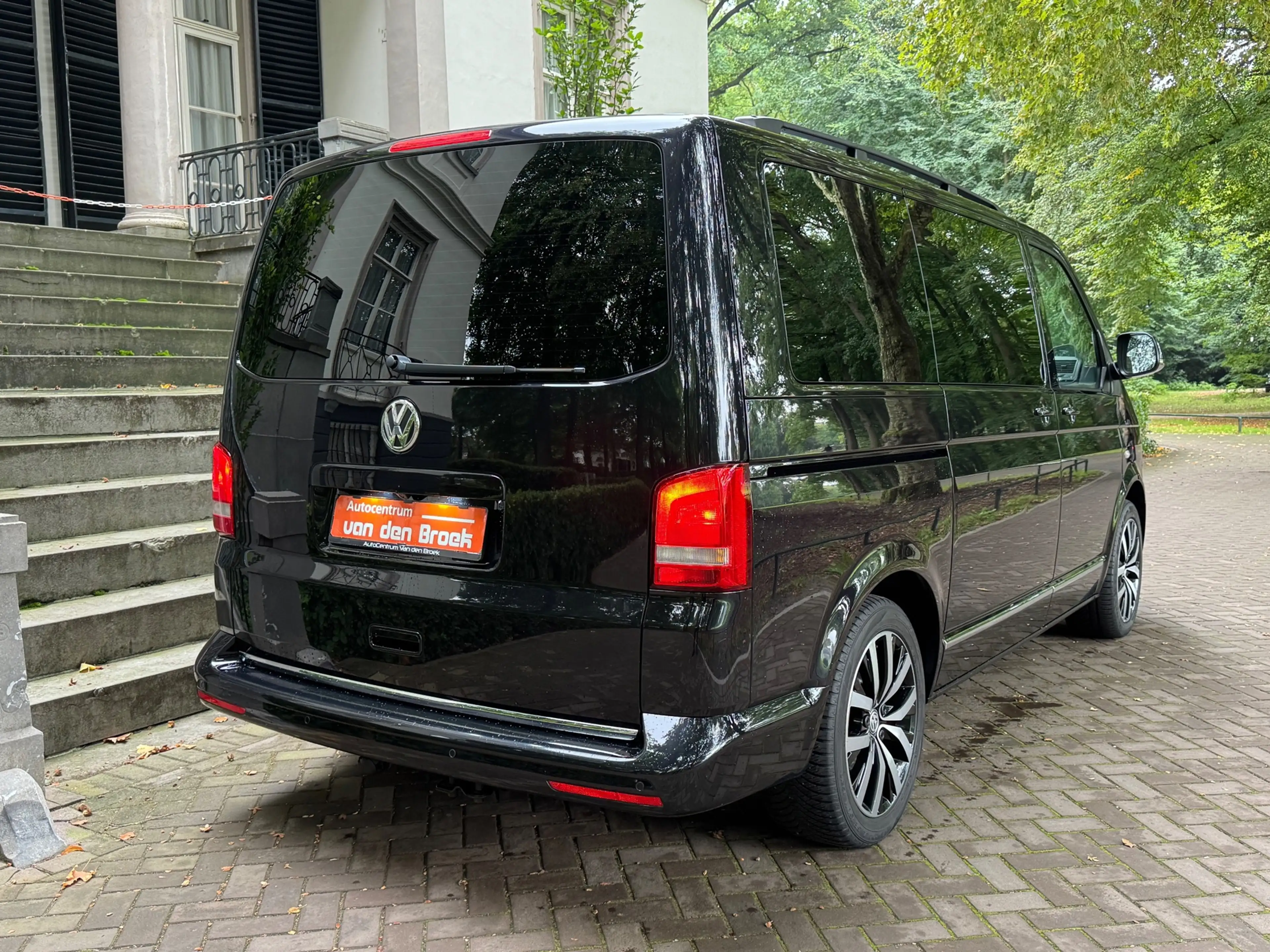 Volkswagen Transporter Multivan 2.0 TDI 4Motion Highline 7Persoons Automa — photo 6