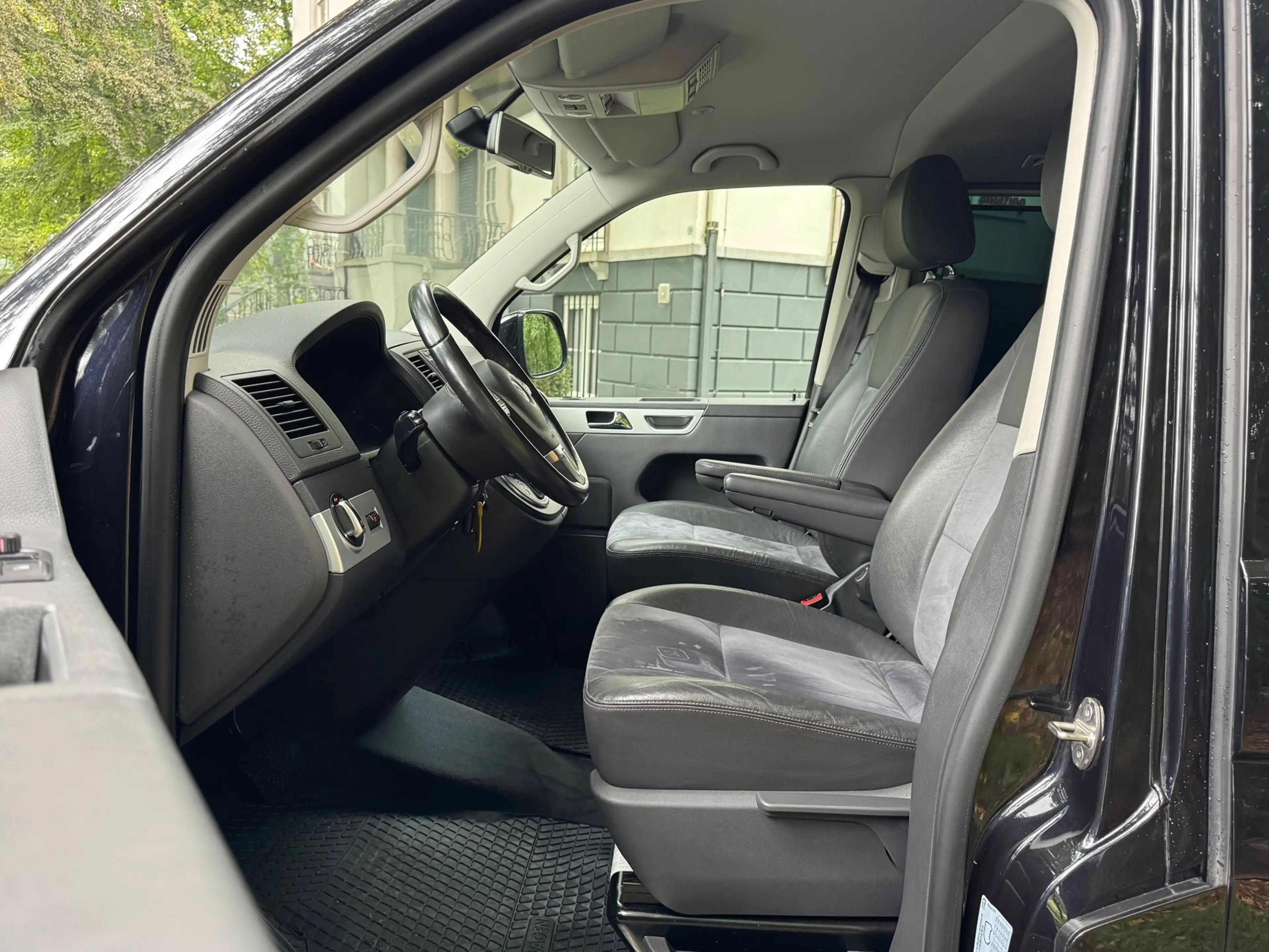 Volkswagen Transporter Multivan 2.0 TDI 4Motion Highline 7Persoons Automa — photo 10