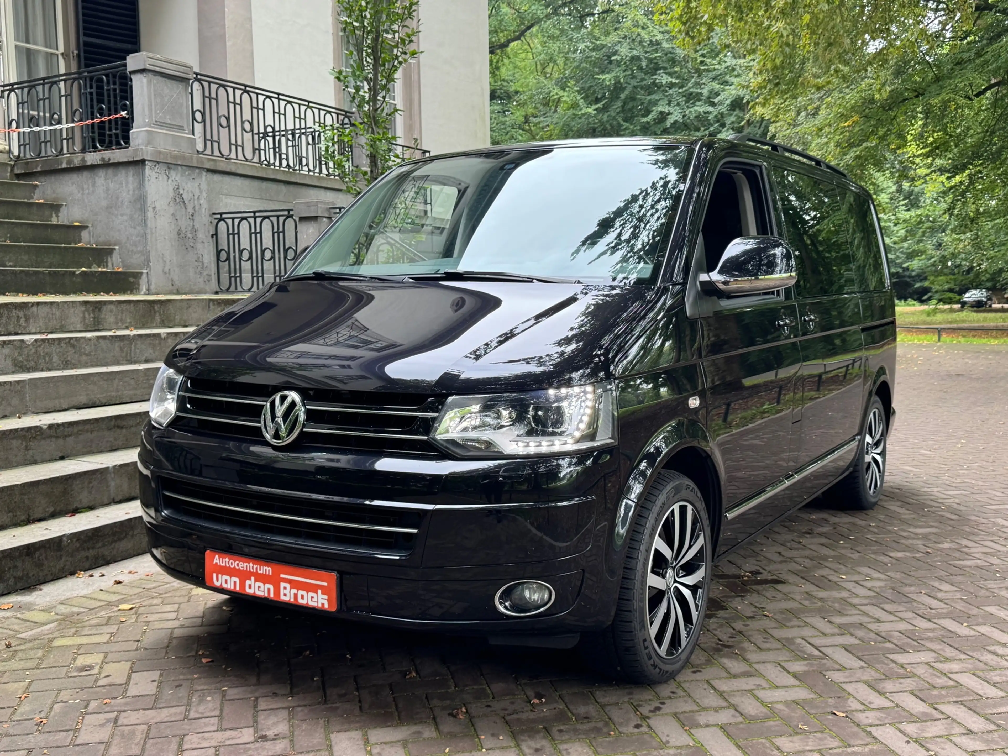 Volkswagen Transporter Multivan 2.0 TDI 4Motion Highline 7Persoons Automa — photo 29