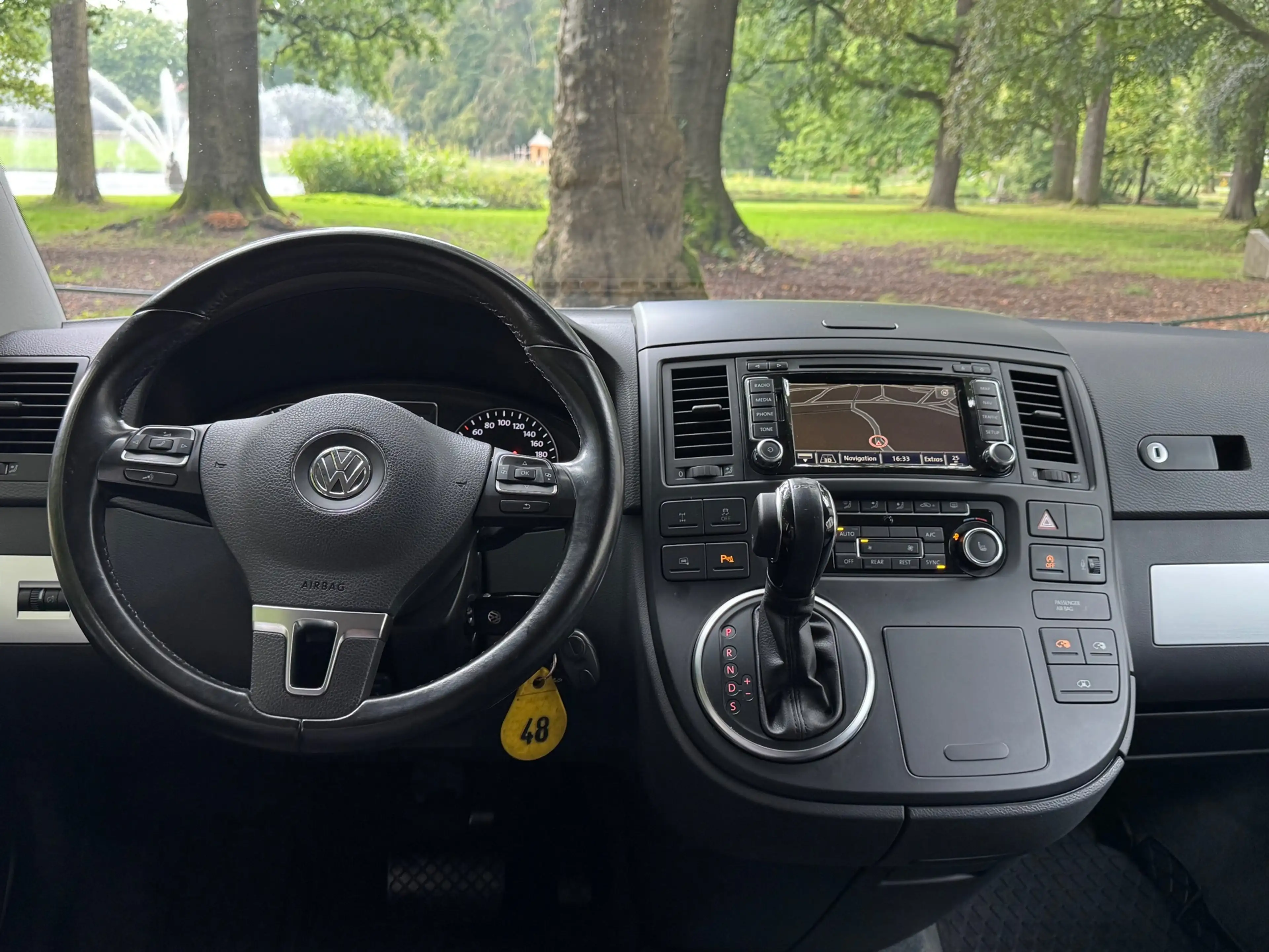 Volkswagen Transporter Multivan 2.0 TDI 4Motion Highline 7Persoons Automa — photo 7