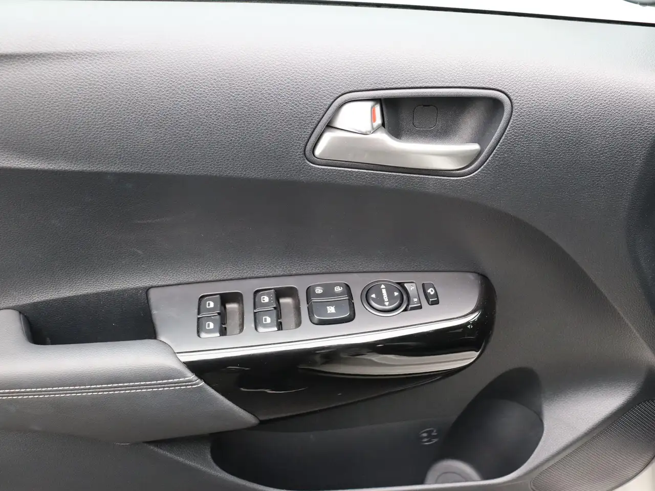 Kia Picanto 1.2 MPI ISG 79 GT Line AMT, миниатюра 8