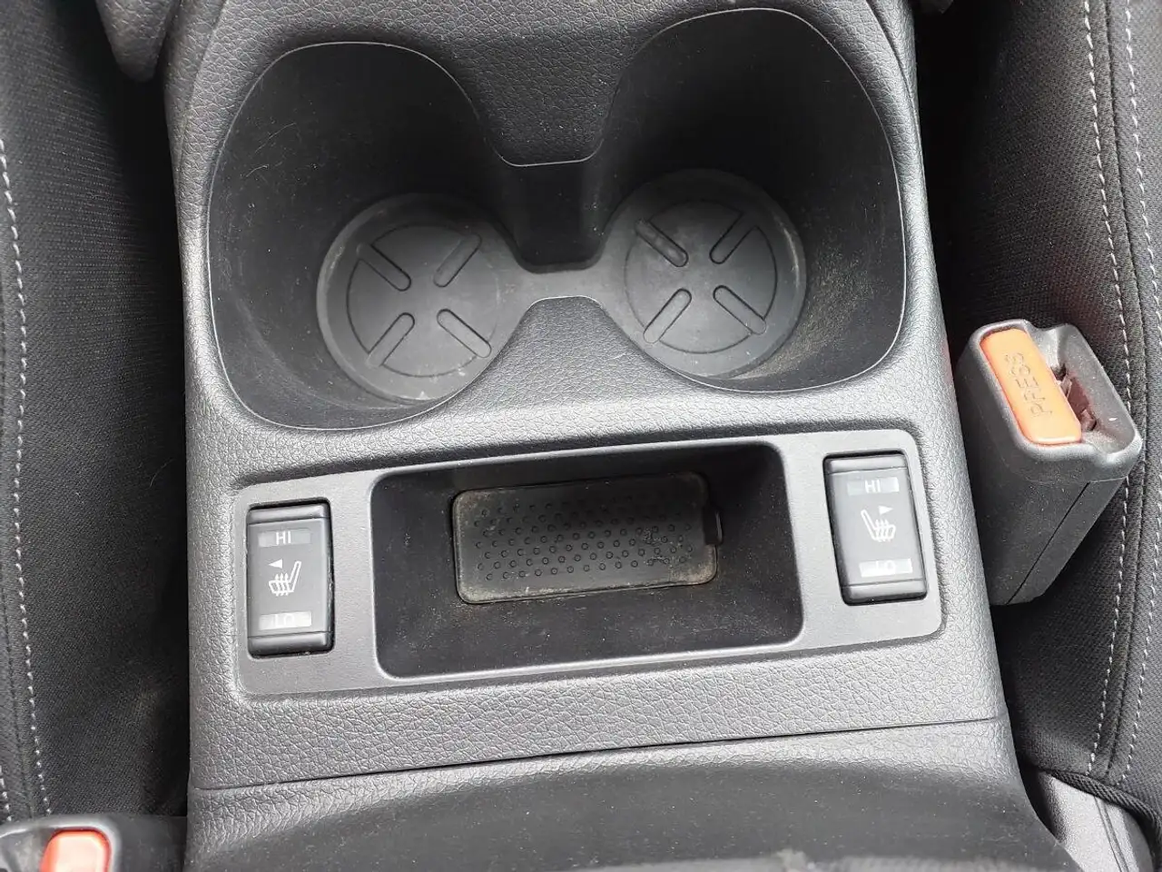 Nissan Qashqai снимка Nissan Qashqai