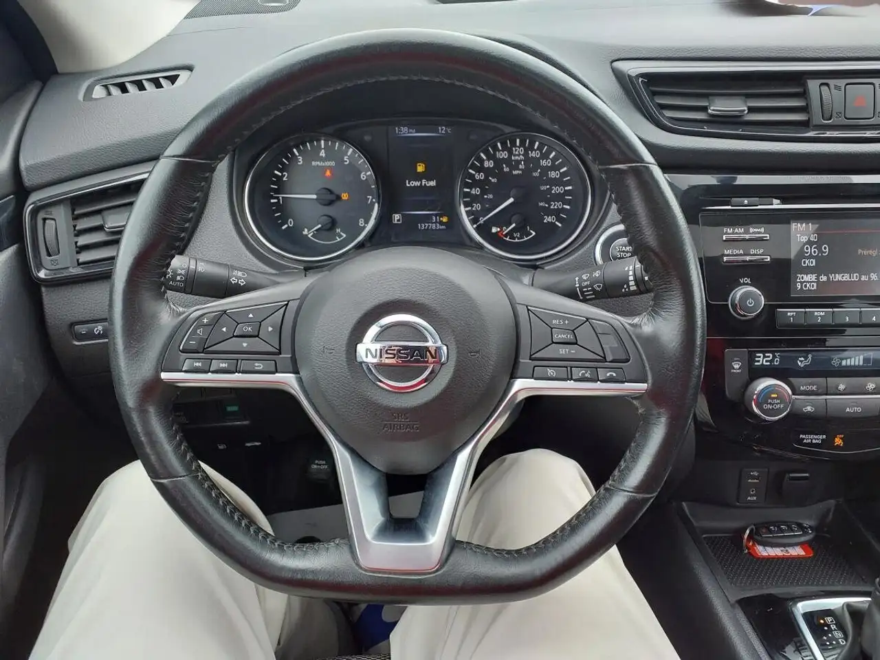 Nissan Qashqai снимка Nissan Qashqai