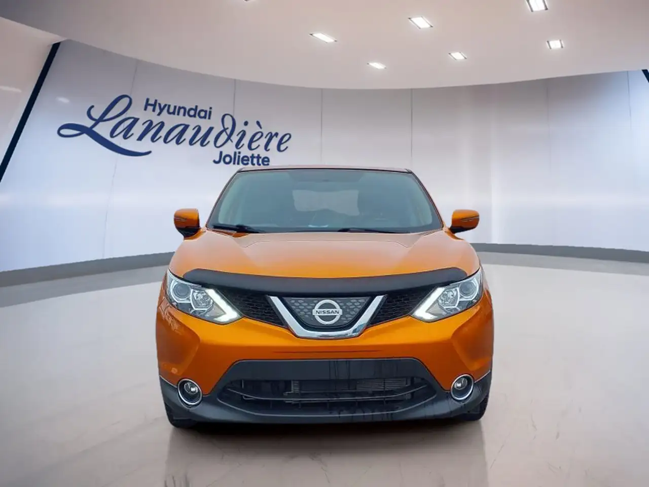 Nissan Qashqai снимка Nissan Qashqai