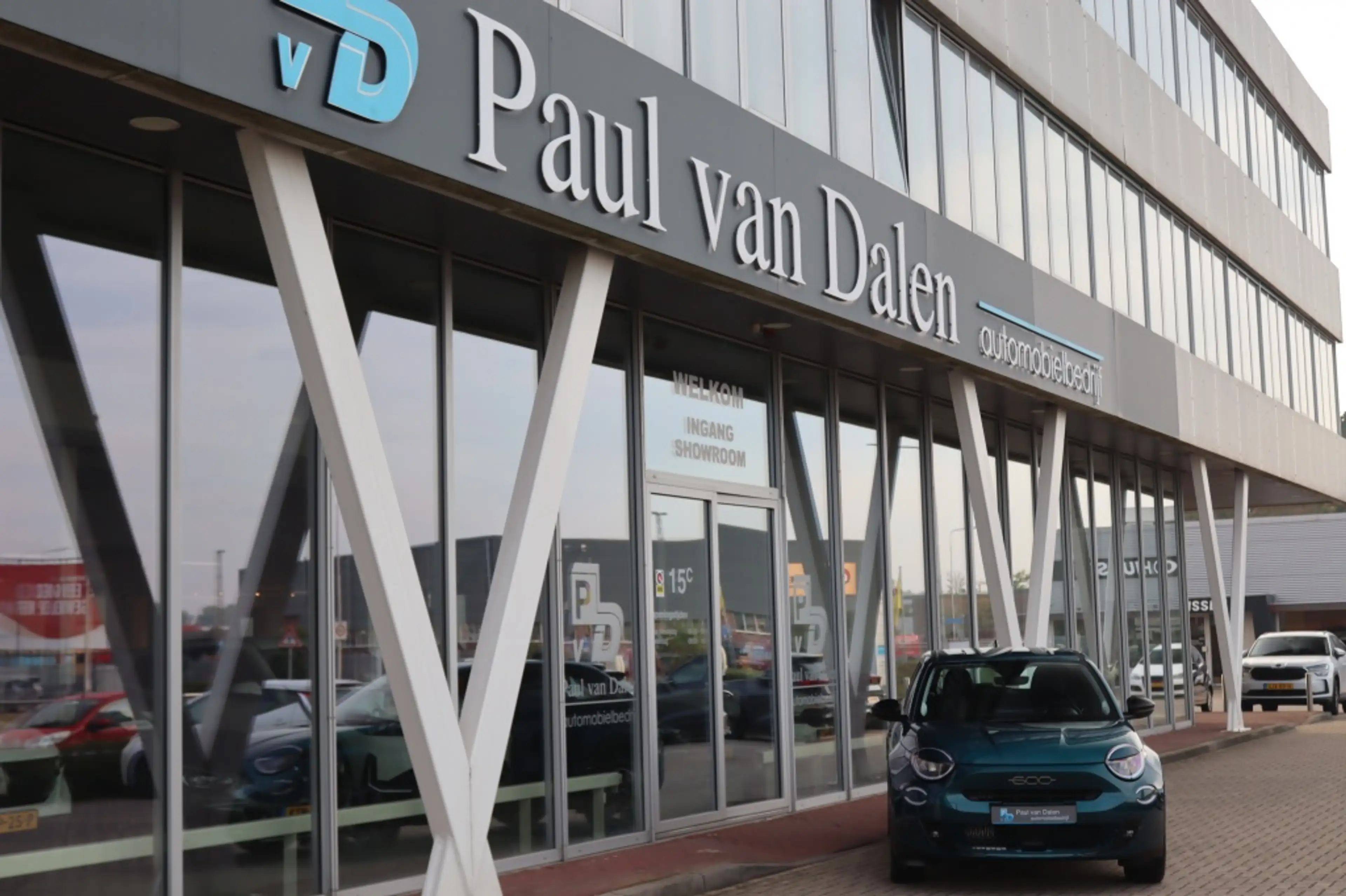 Fiat 600 1.2 Hybrid 145PK URBAN Navi | Keyless | Camera | C — photo 2