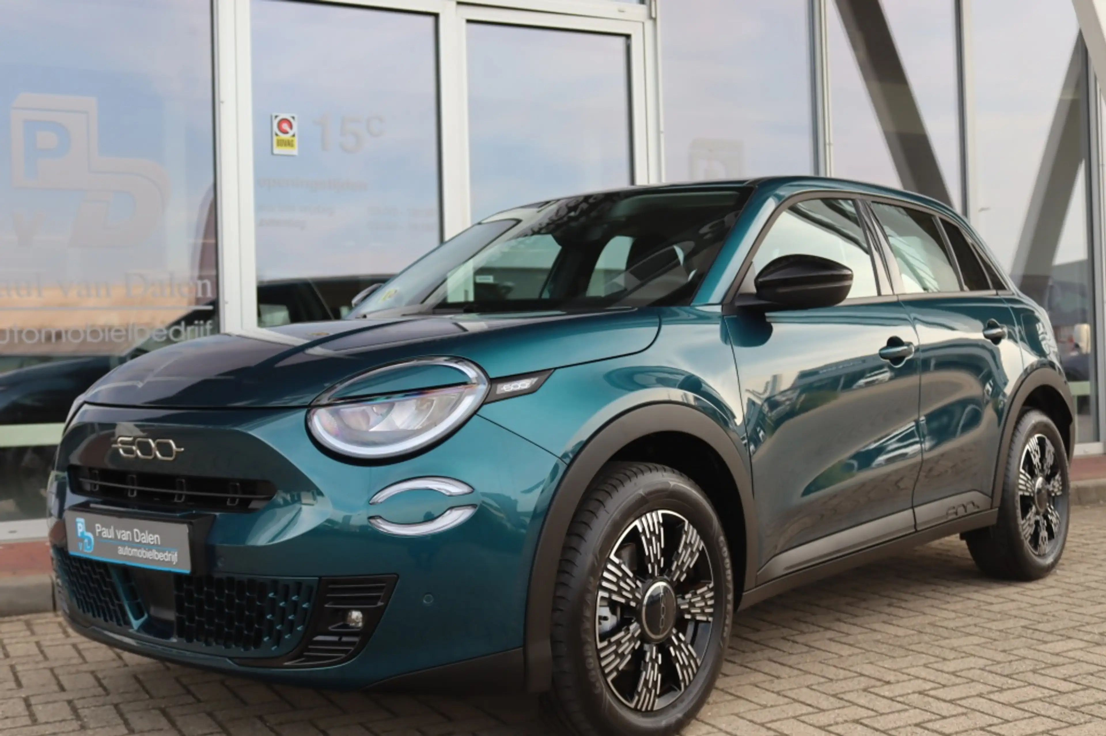 Fiat 600 1.2 Hybrid 145PK URBAN Navi | Keyless | Camera | C — photo 41