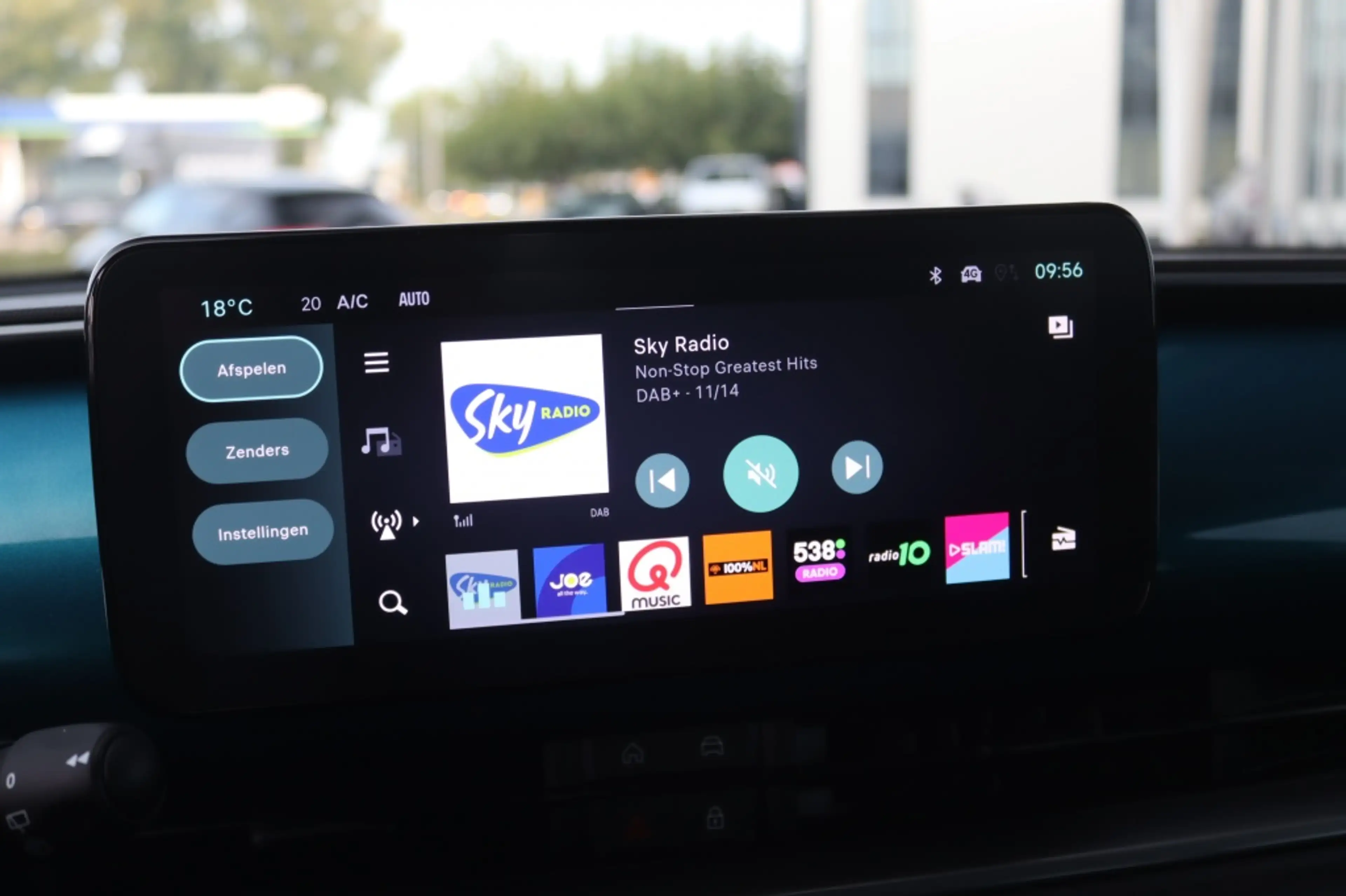 Fiat 600 1.2 Hybrid 145PK URBAN Navi | Keyless | Camera | C — photo 21