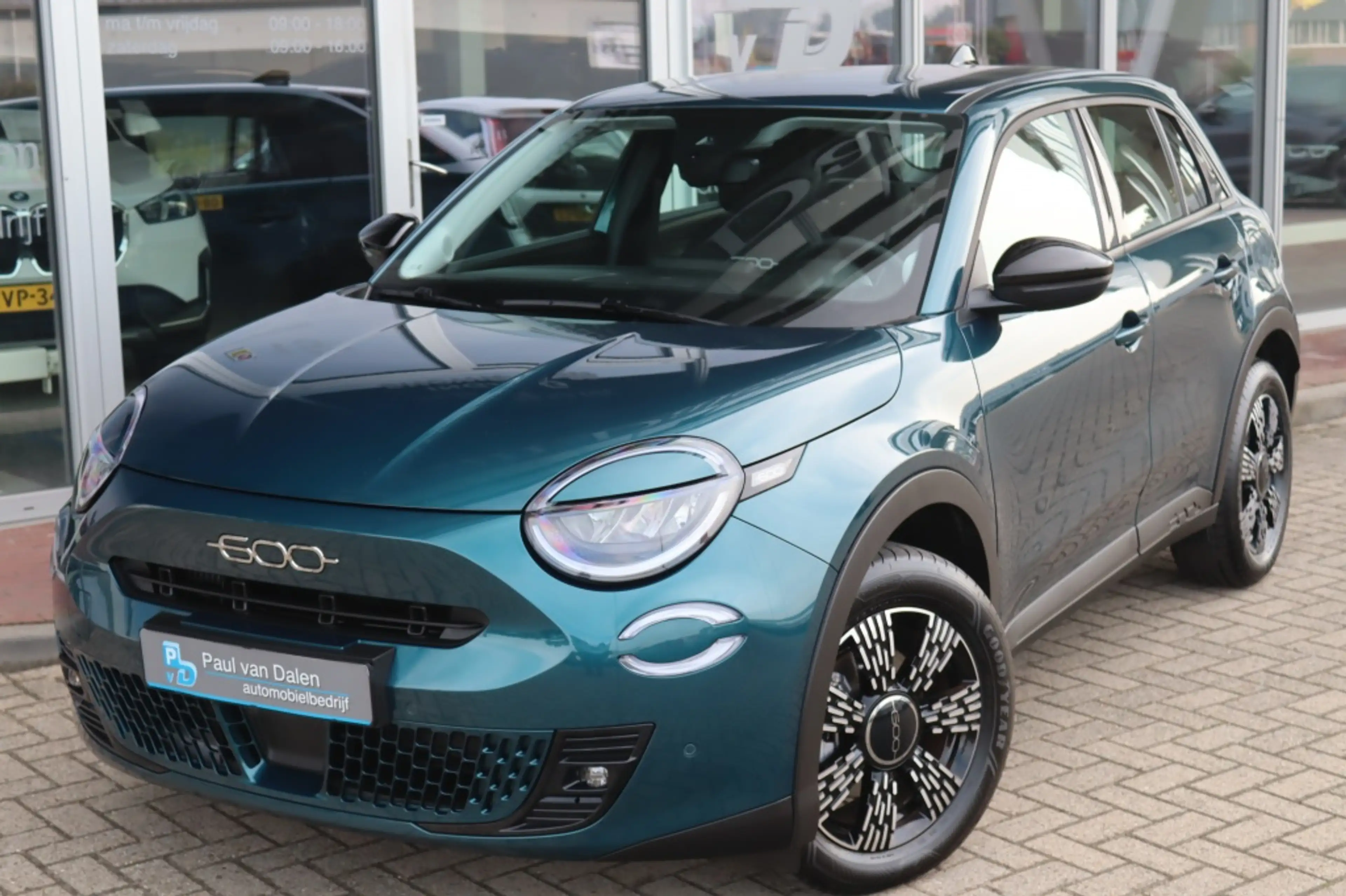 Fiat 600 1.2 Hybrid 145PK URBAN Navi | Keyless | Camera | C — photo 50