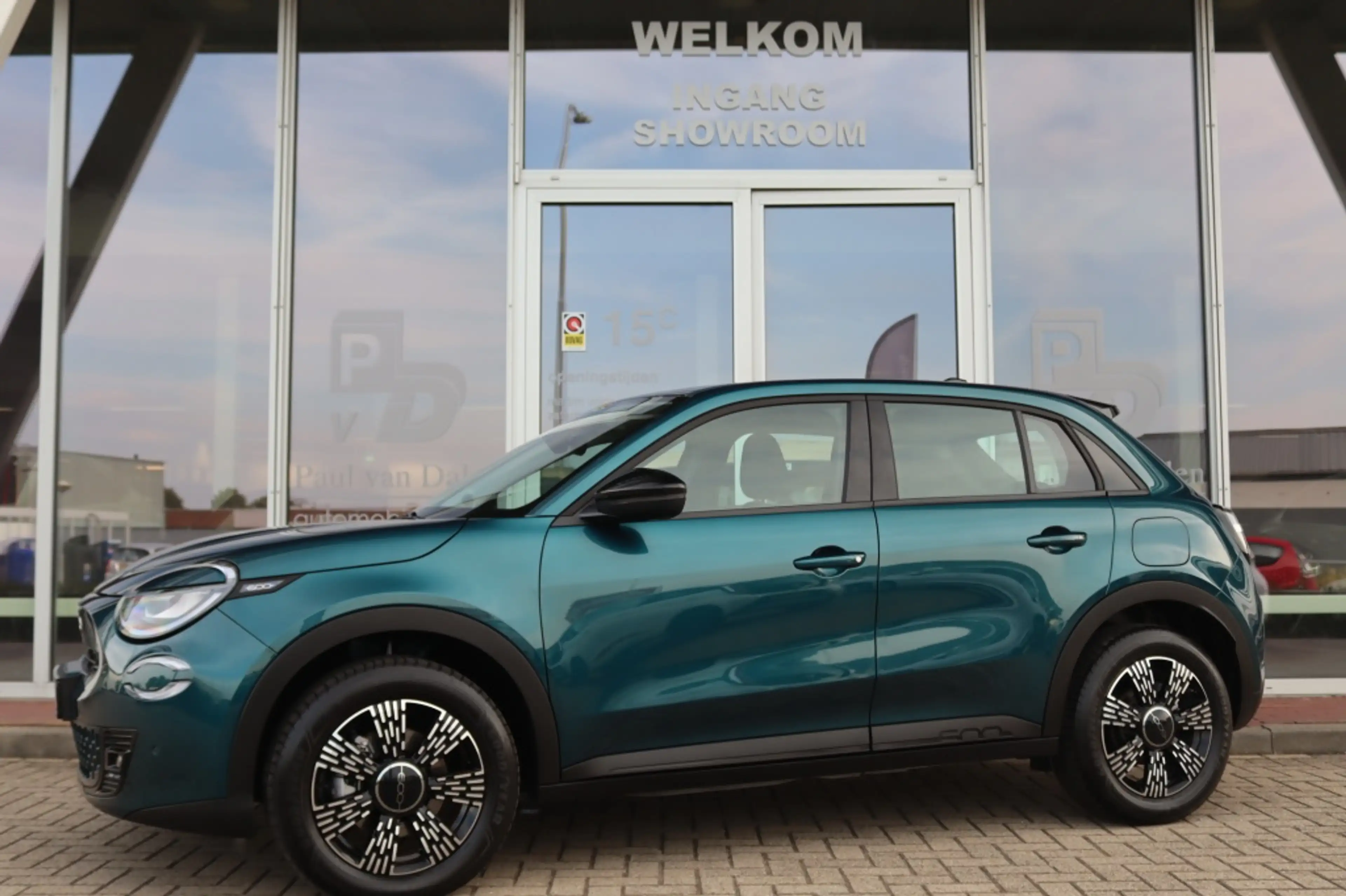 Fiat 600 1.2 Hybrid 145PK URBAN Navi | Keyless | Camera | C — photo 4