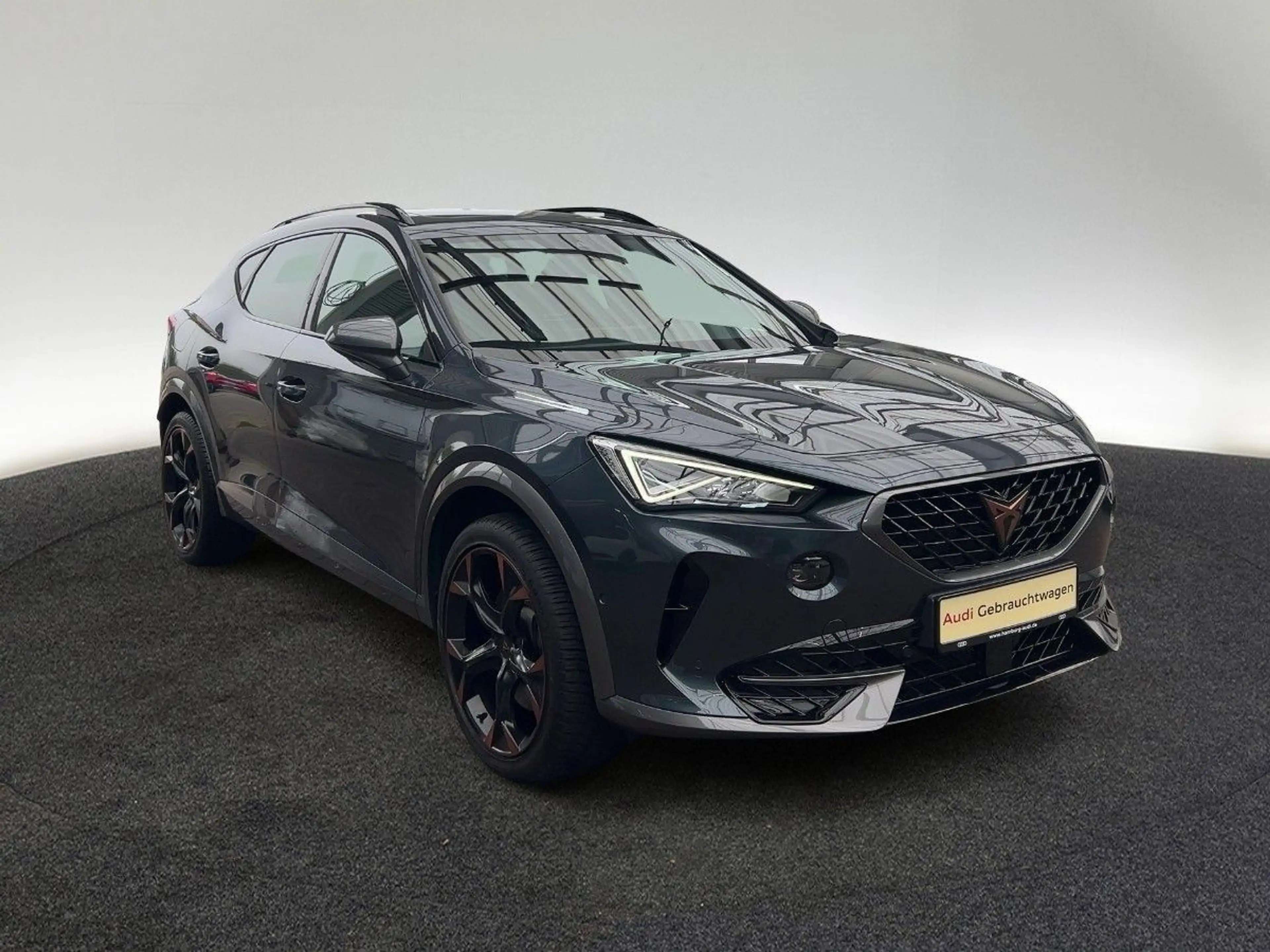 CUPRA Formentor VZ 1.4 e-HYBRID DSG LED AHK Pano Kamer — photo 4