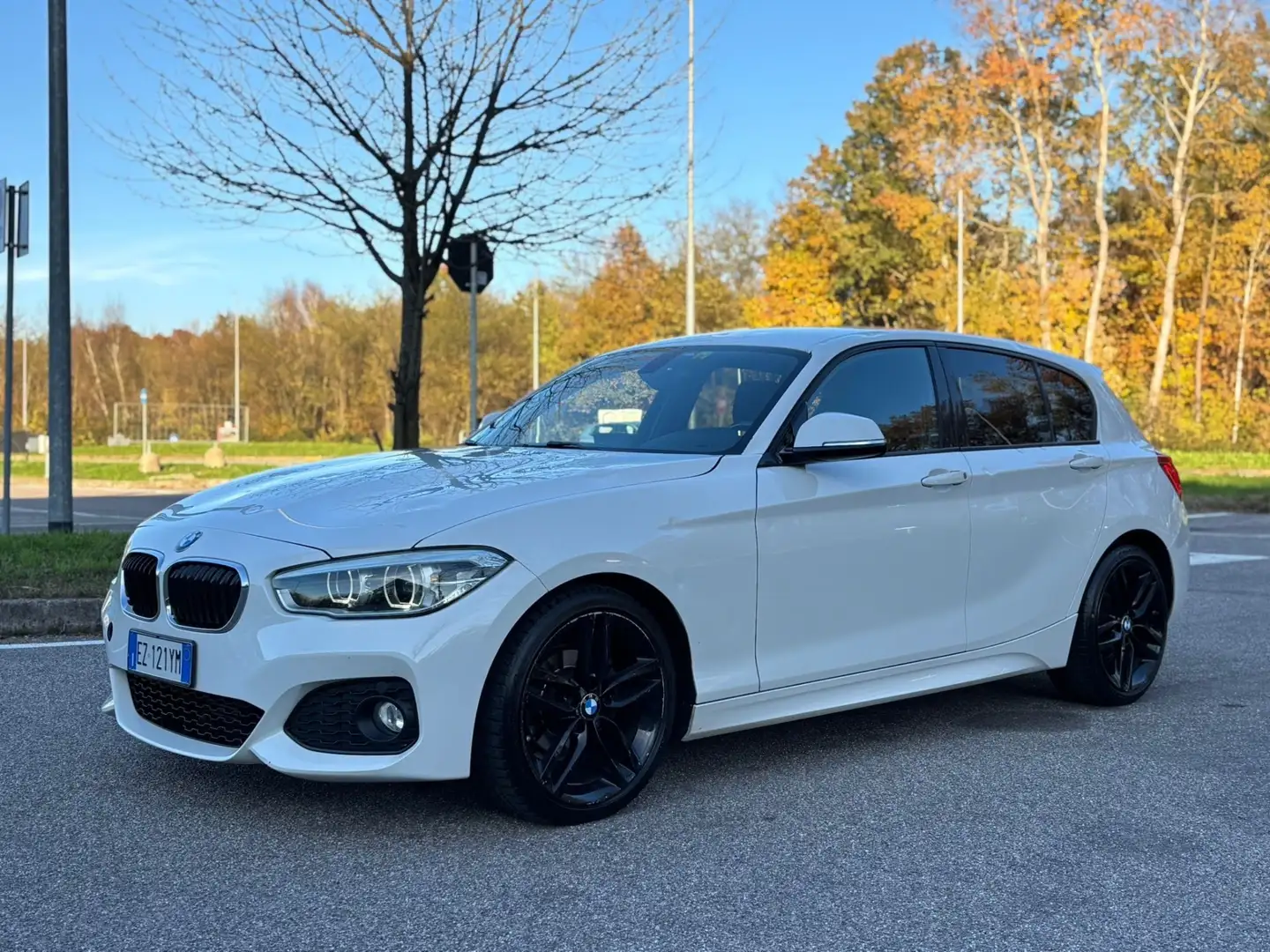 BMW 118 118d 5p. M SPORT Blanc - 2