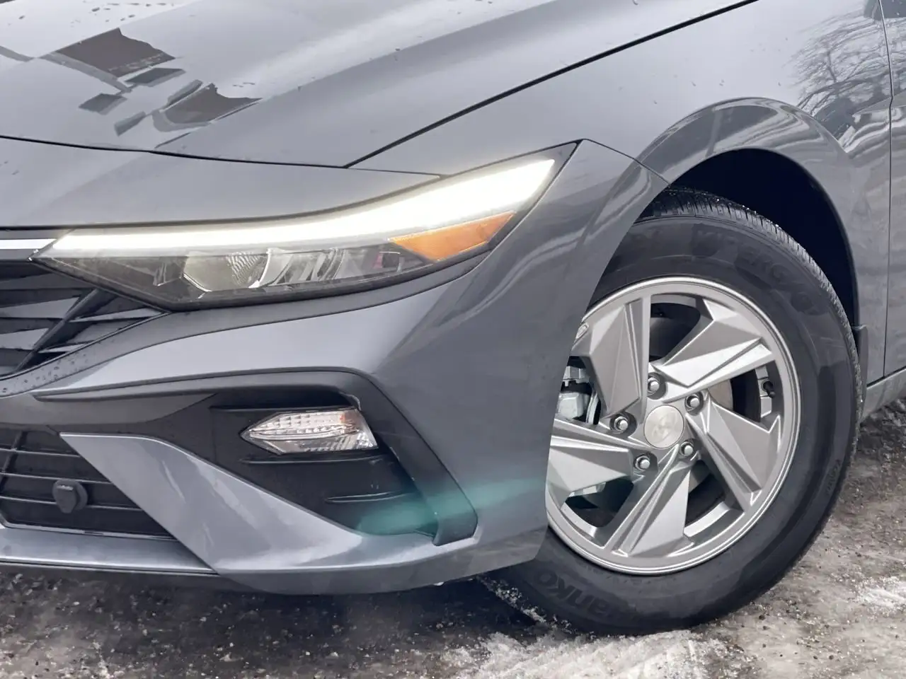 Hyundai ELANTRA снимка Hyundai ELANTRA