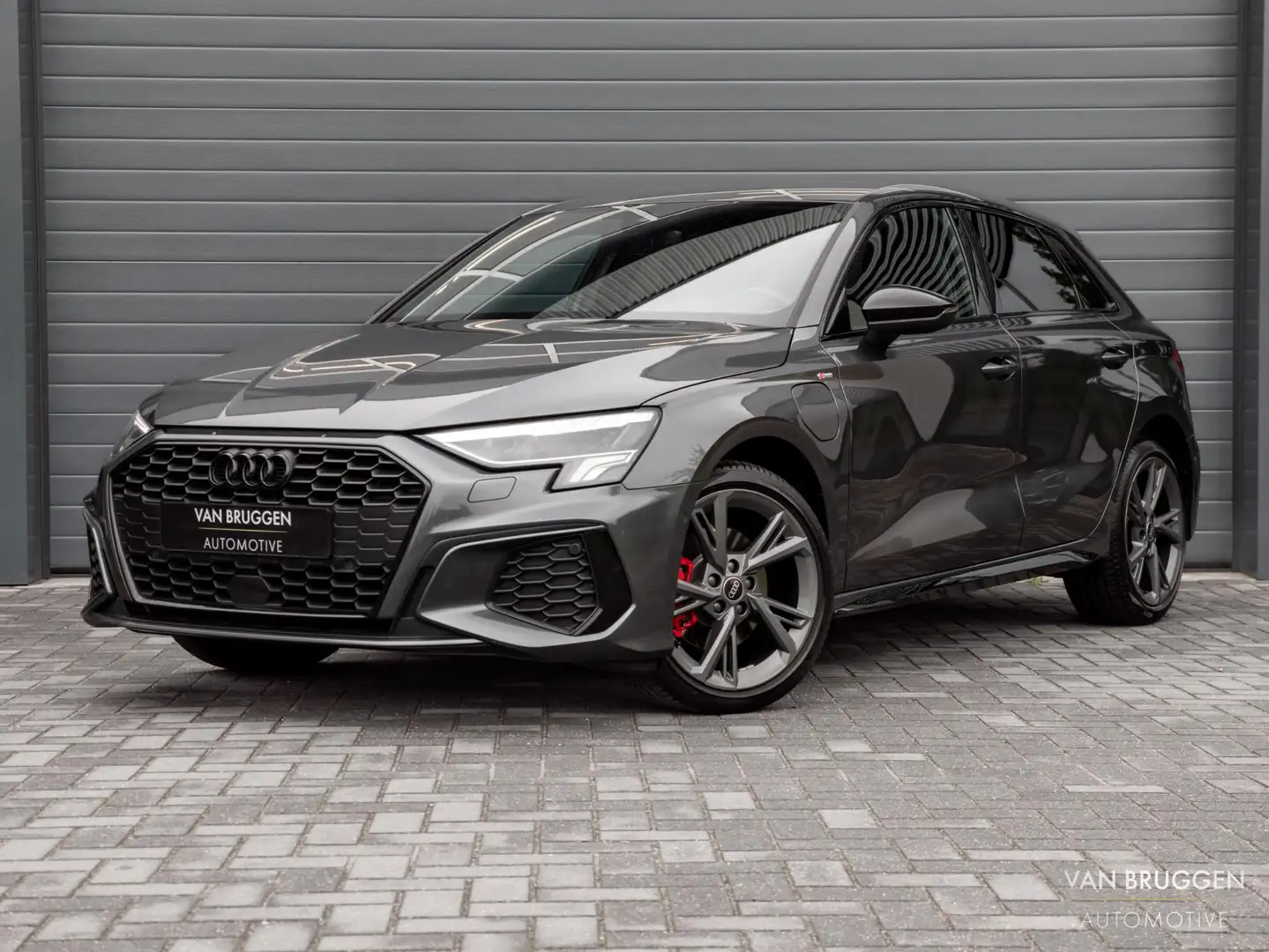 Audi A3 Sportback 40 TFSI E S-Line RS-Stoelen HUD S3 B&O C Gri - 1