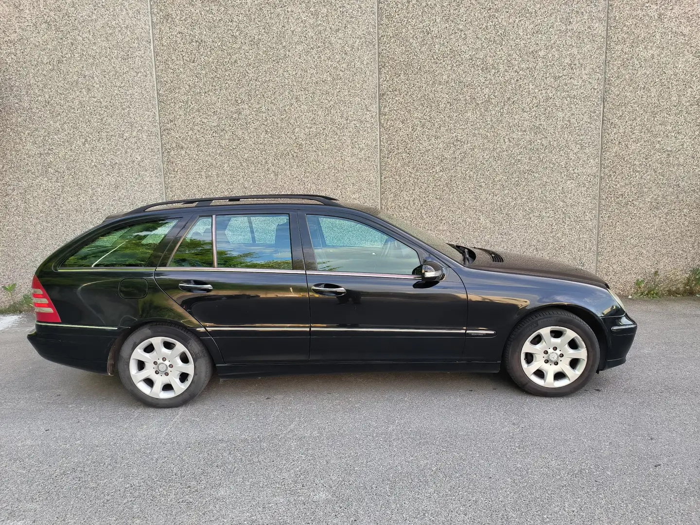 Mercedes-Benz 220 - 2