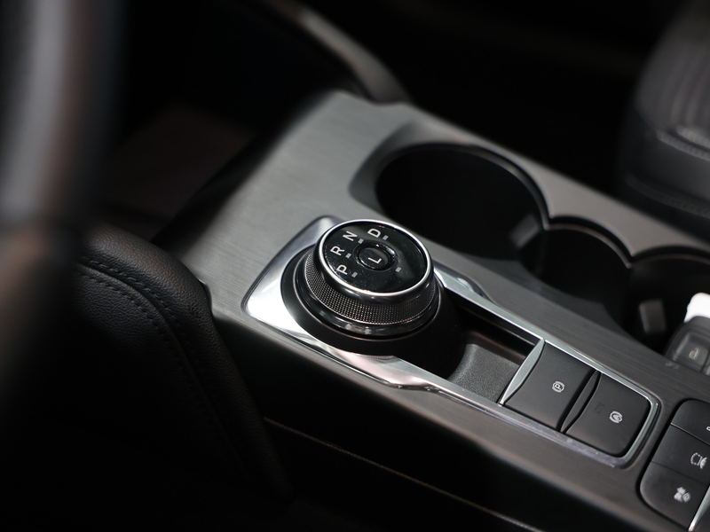 Ford Kuga 2.0 EB AWD TITANIUM-X / LED,HUD,AHK,B&O — photo 15