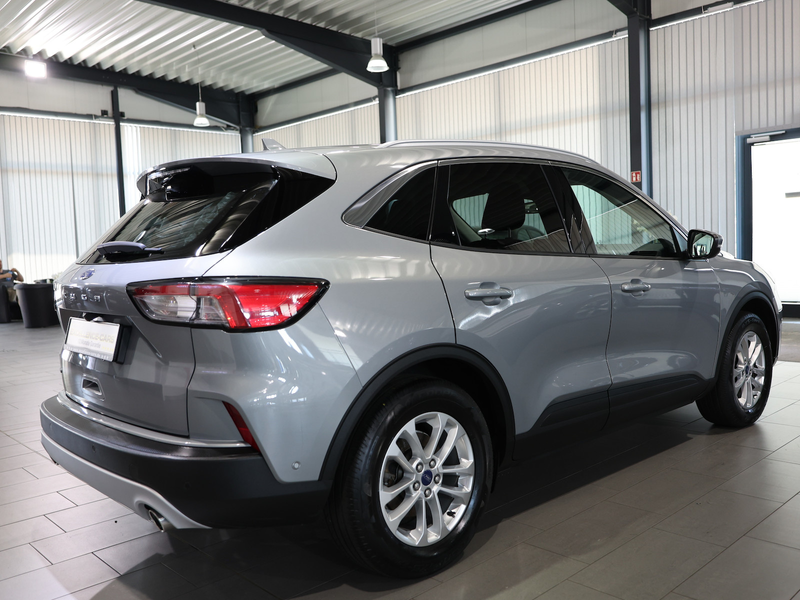 Ford Kuga 2.0 EB AWD TITANIUM-X / LED,HUD,AHK,B&O — photo 10