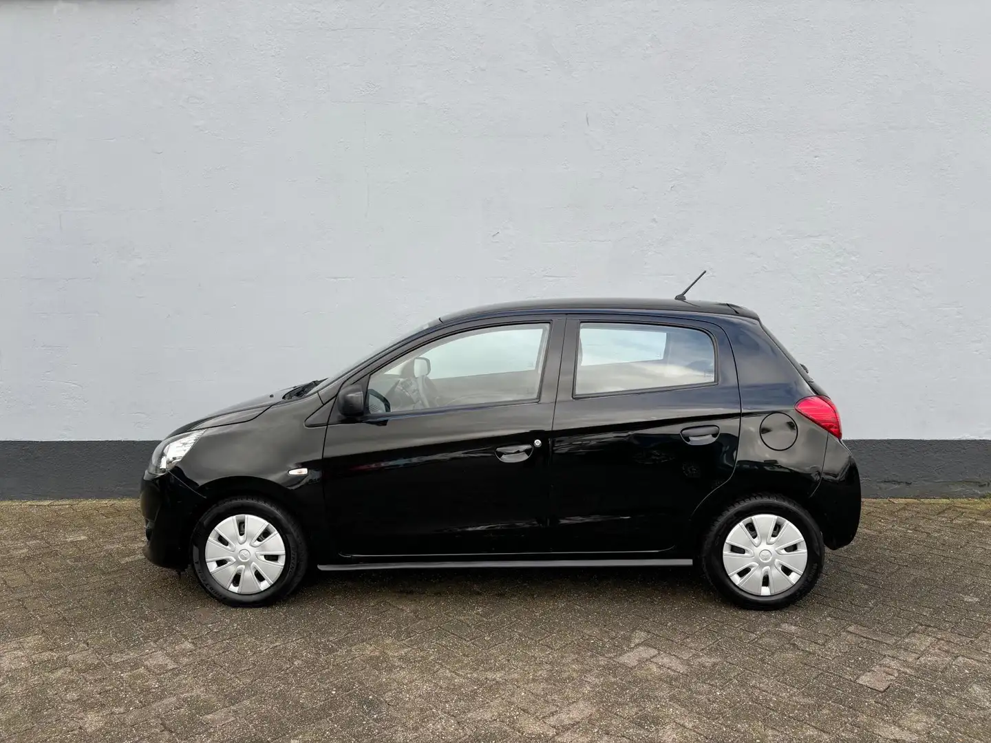 Mitsubishi Space Star 1.0 Entry 5-Deurs - Airco Zwart - 2