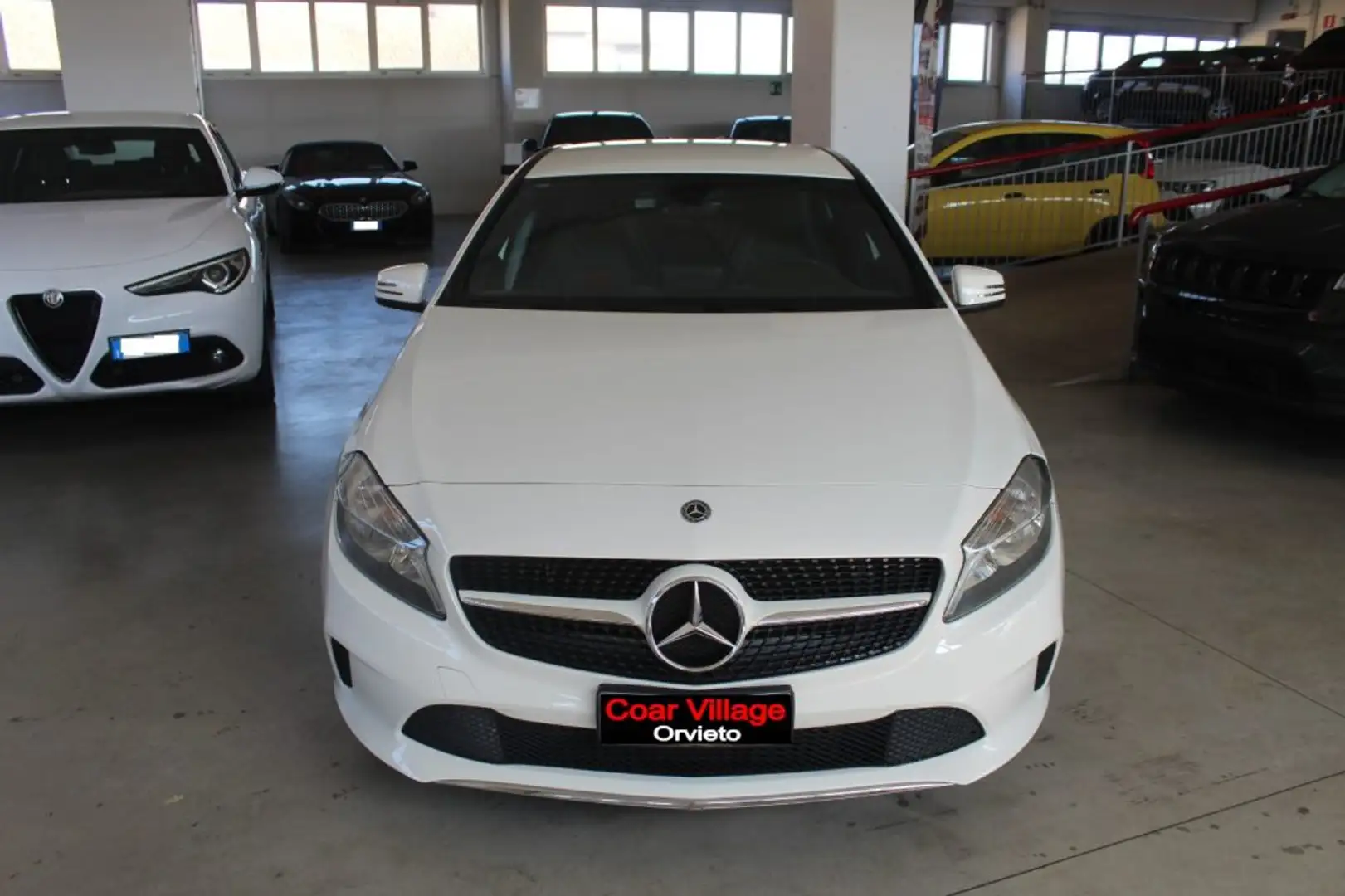 Mercedes-Benz A 160 d Business Bianco - 2