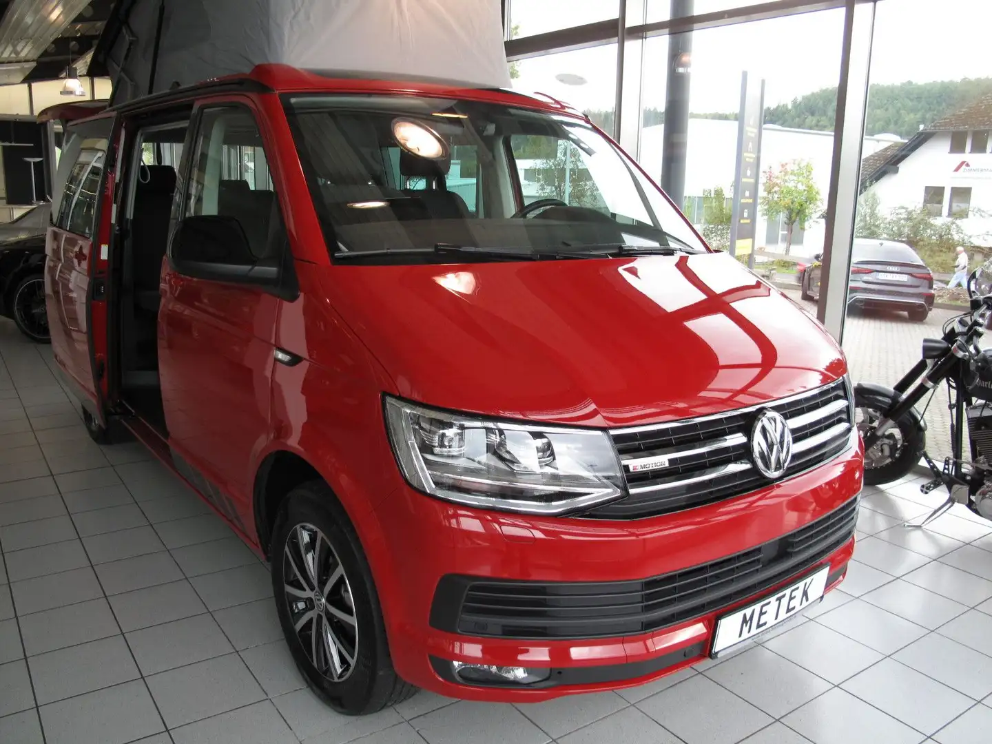 Volkswagen T6 California Beach Edition 4Motion NAVI LED KAM Rot - 2