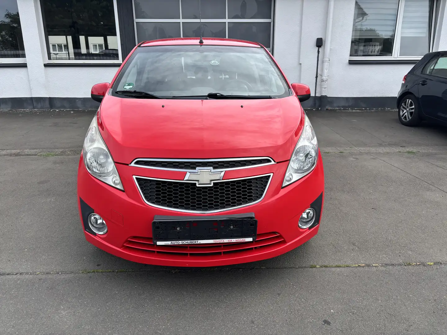 Chevrolet Spark LS Красный - 1
