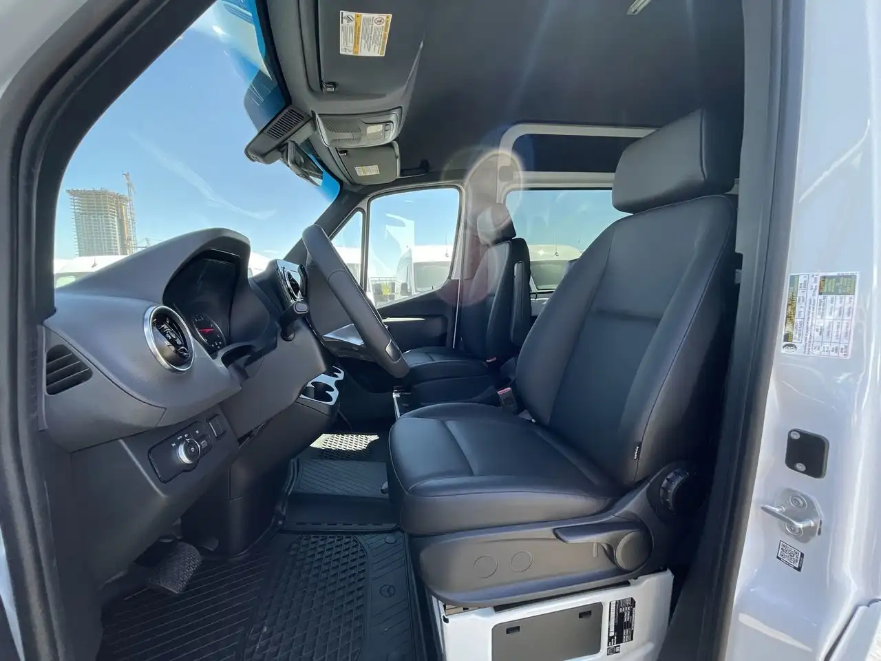 Mercedes-Benz Sprinter снимка Mercedes-Benz Sprinter
