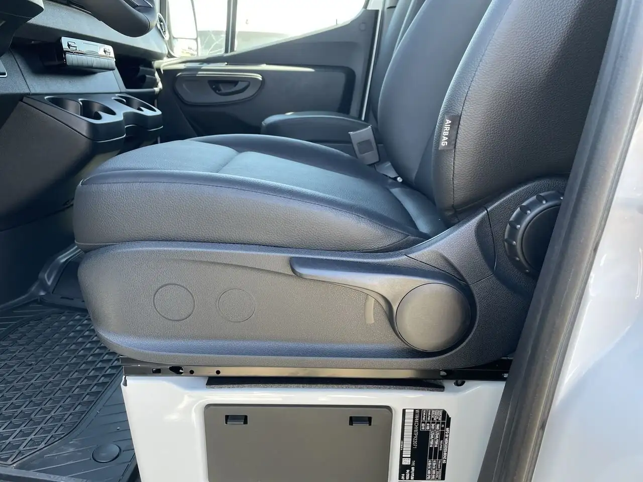Mercedes-Benz Sprinter снимка Mercedes-Benz Sprinter