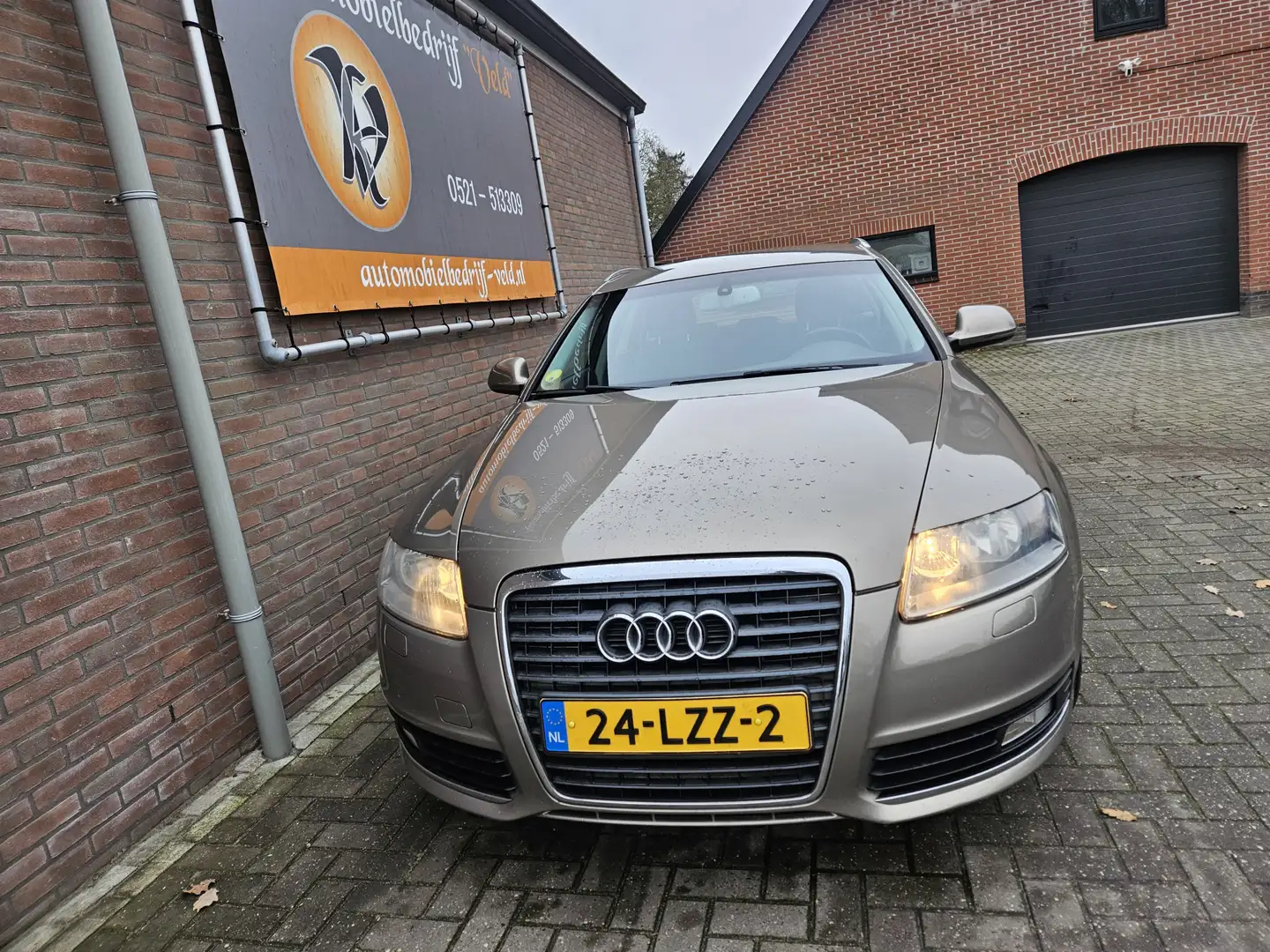 Audi A6 Avant 2.0 TDI Business Edition Beige - 2