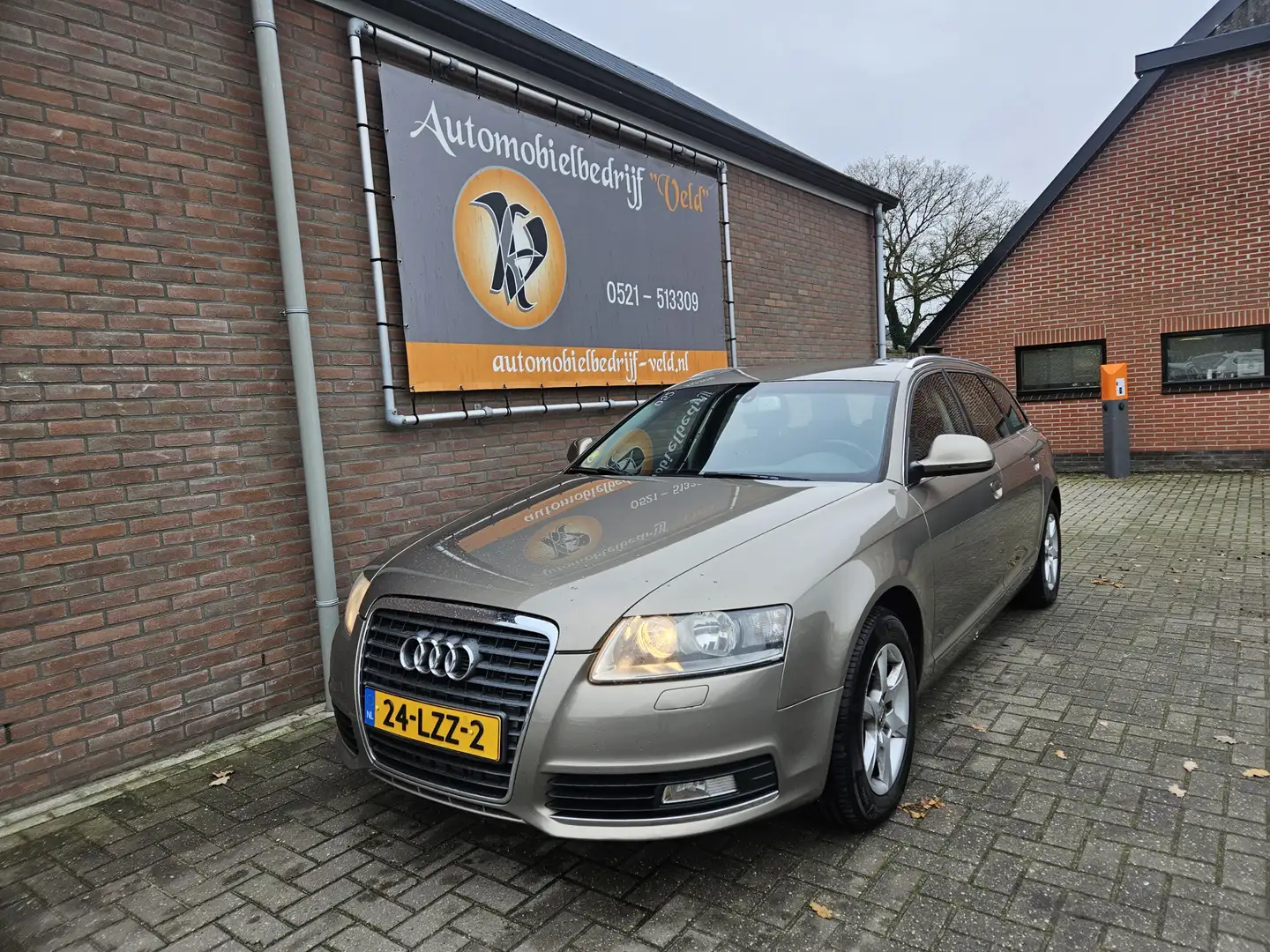 Audi A6 Avant 2.0 TDI Business Edition Beige - 1