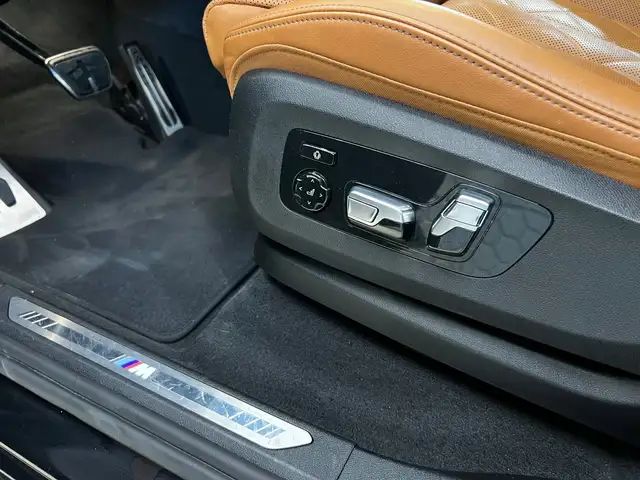 BMW X5 view 12