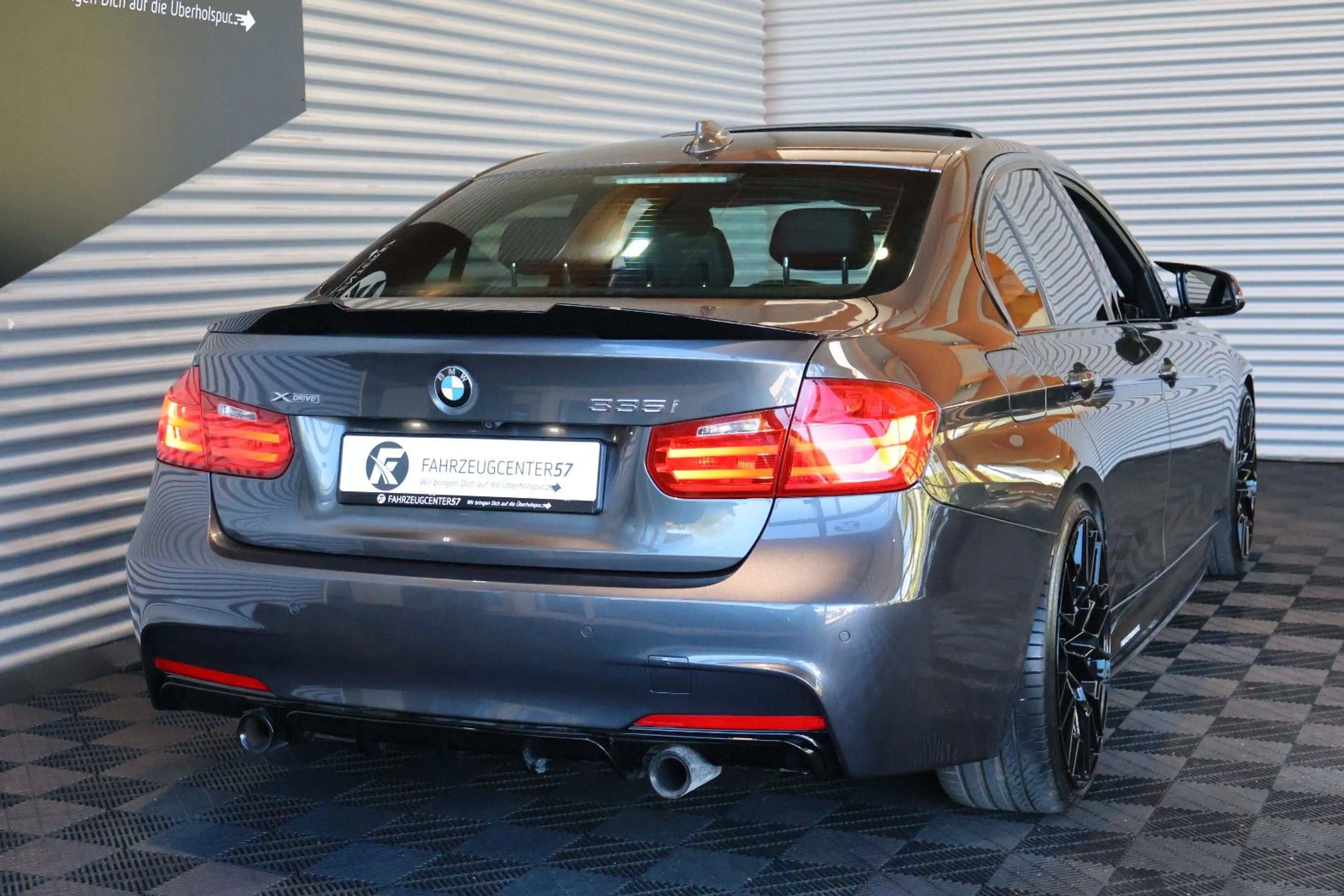 BMW 335 i xDrive M-PERFORMANCE/H&K/HUD/KAMERA — photo 8