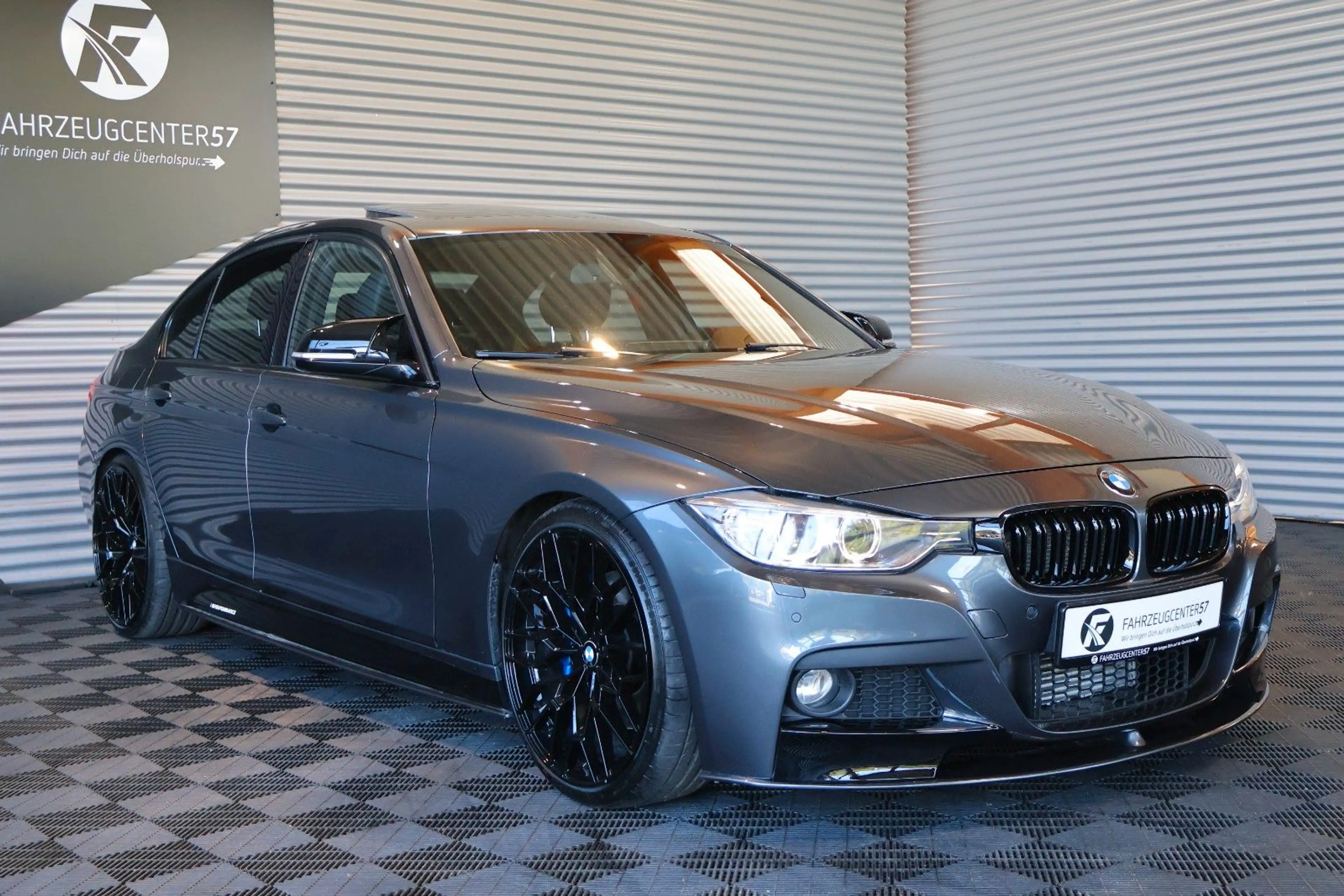 BMW 335 i xDrive M-PERFORMANCE/H&K/HUD/KAMERA — photo 6