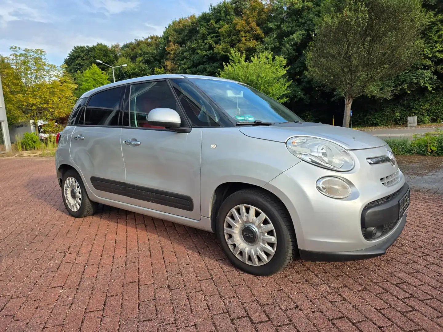 Fiat 500L Easy *SCHÖN GERÄUMIG* Silber - 1