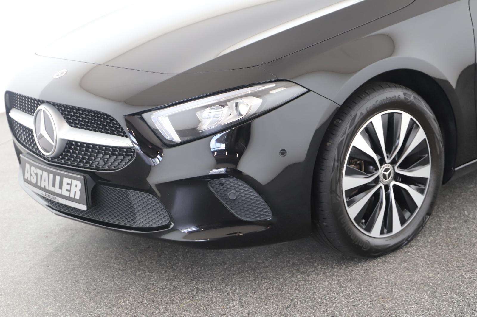 Mercedes-Benz A 220