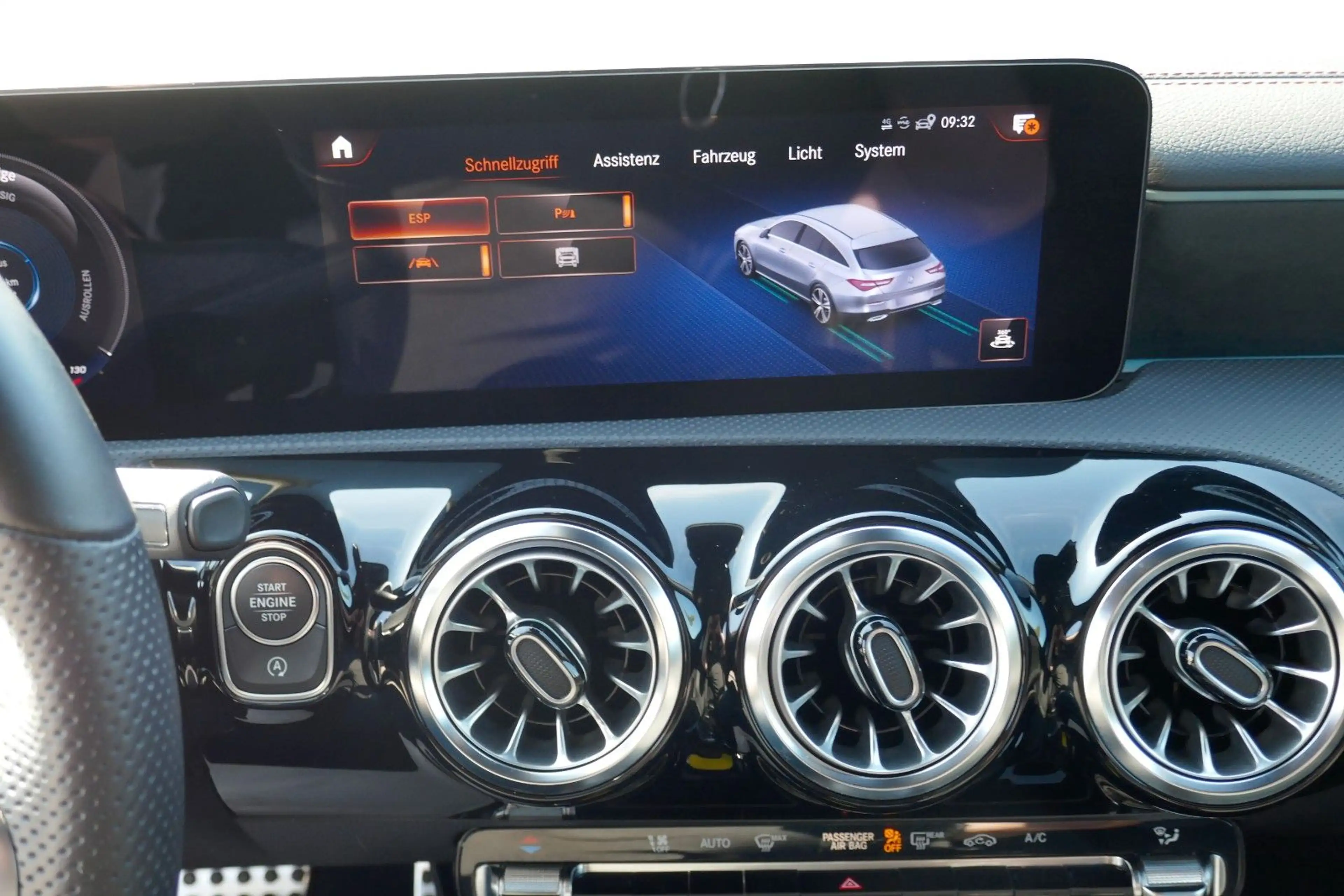 Mercedes-Benz CLA 250 AMG Line Night Paket — photo 13