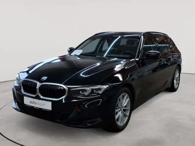 BMW 3 Series view 2