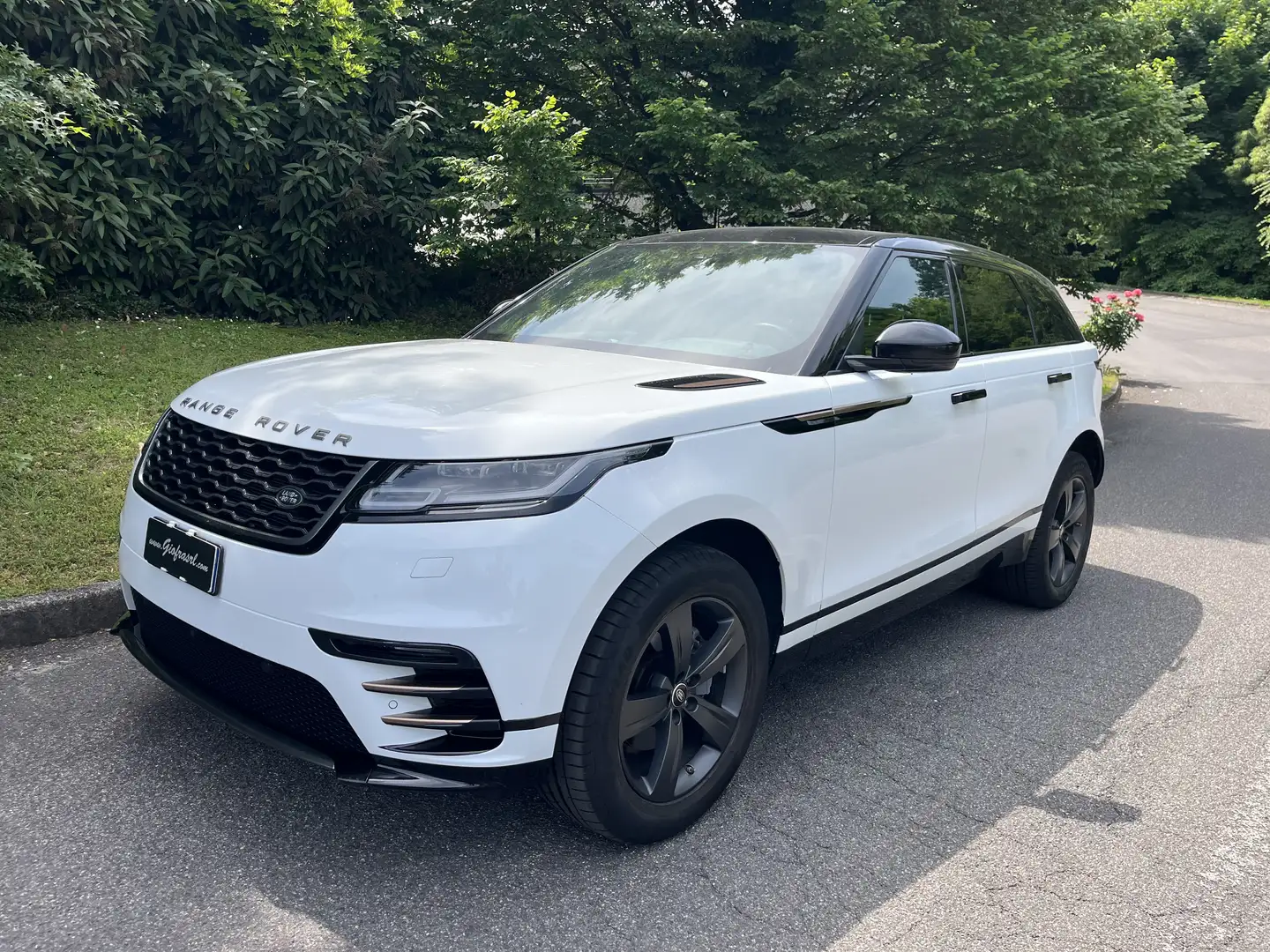 Land Rover Range Rover Velar Range Rover Velar 2.0d i4R-Dynamic 240cv auto my20 Weiß - 1