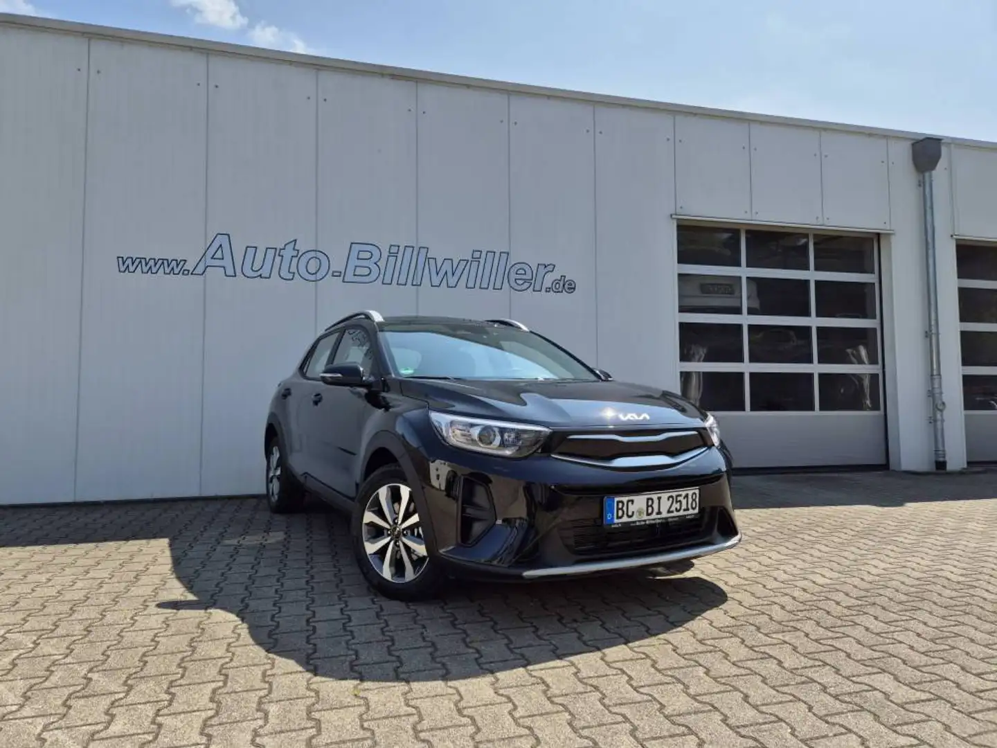 Kia Stonic 1.0 T-GDI (100 PS) ISG Vision Schwarz - 2