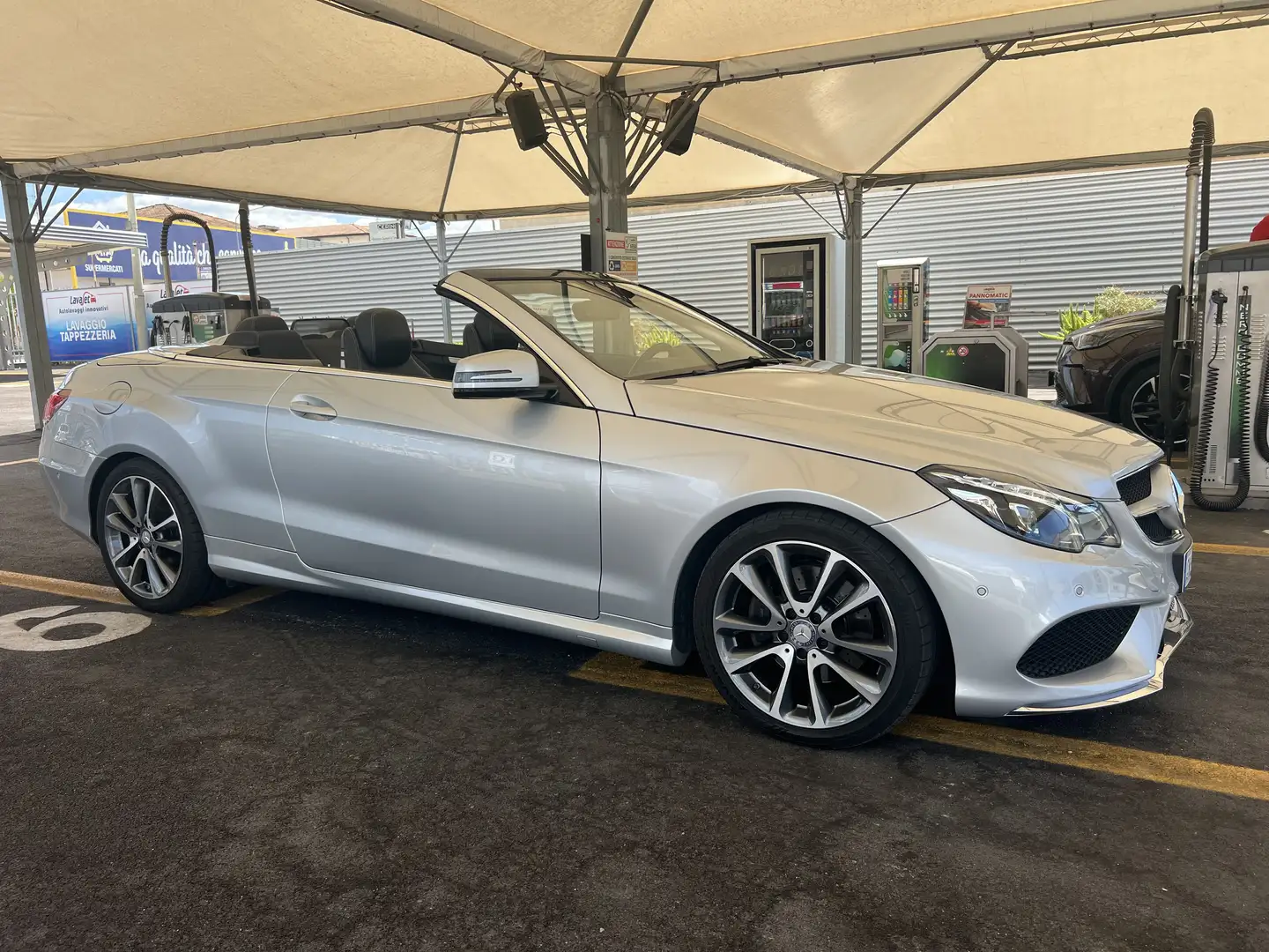 Mercedes-Benz E 220 Cabrio d (bt) Premium E6 Grau - 2