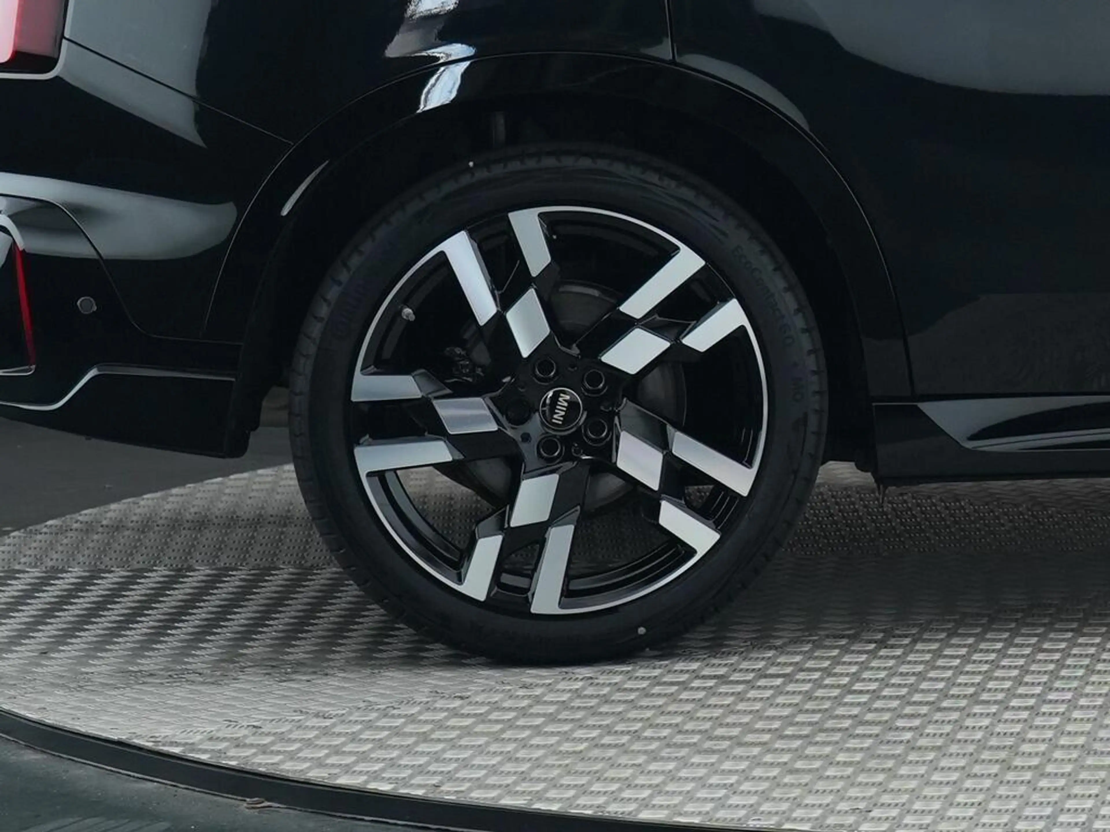 MINI Cooper Countryman 2.0 S ALL4 John Works XL — photo 15