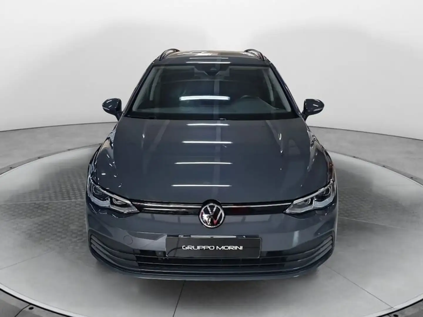 Volkswagen Golf 1.0 eTSI 110cv EVO DSG Life Hybrid - 2
