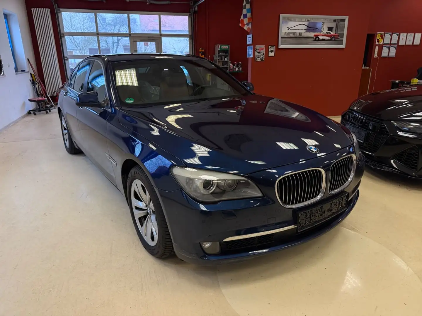 BMW 740 d xDrive Navi,SHD,Kamera,STH,ACC,HeadUp,HiFi Blau - 1