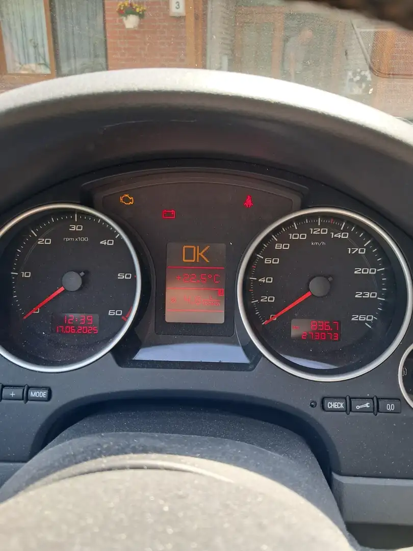 SEAT Exeo Exeo 2.0 TDI CR Style Grau - 1