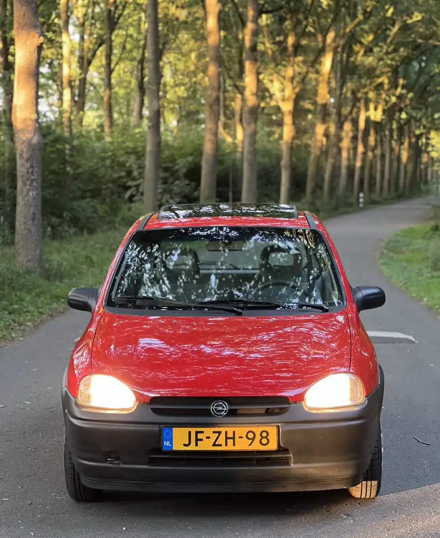 Opel Corsa Swing 1.4I crvena - 2