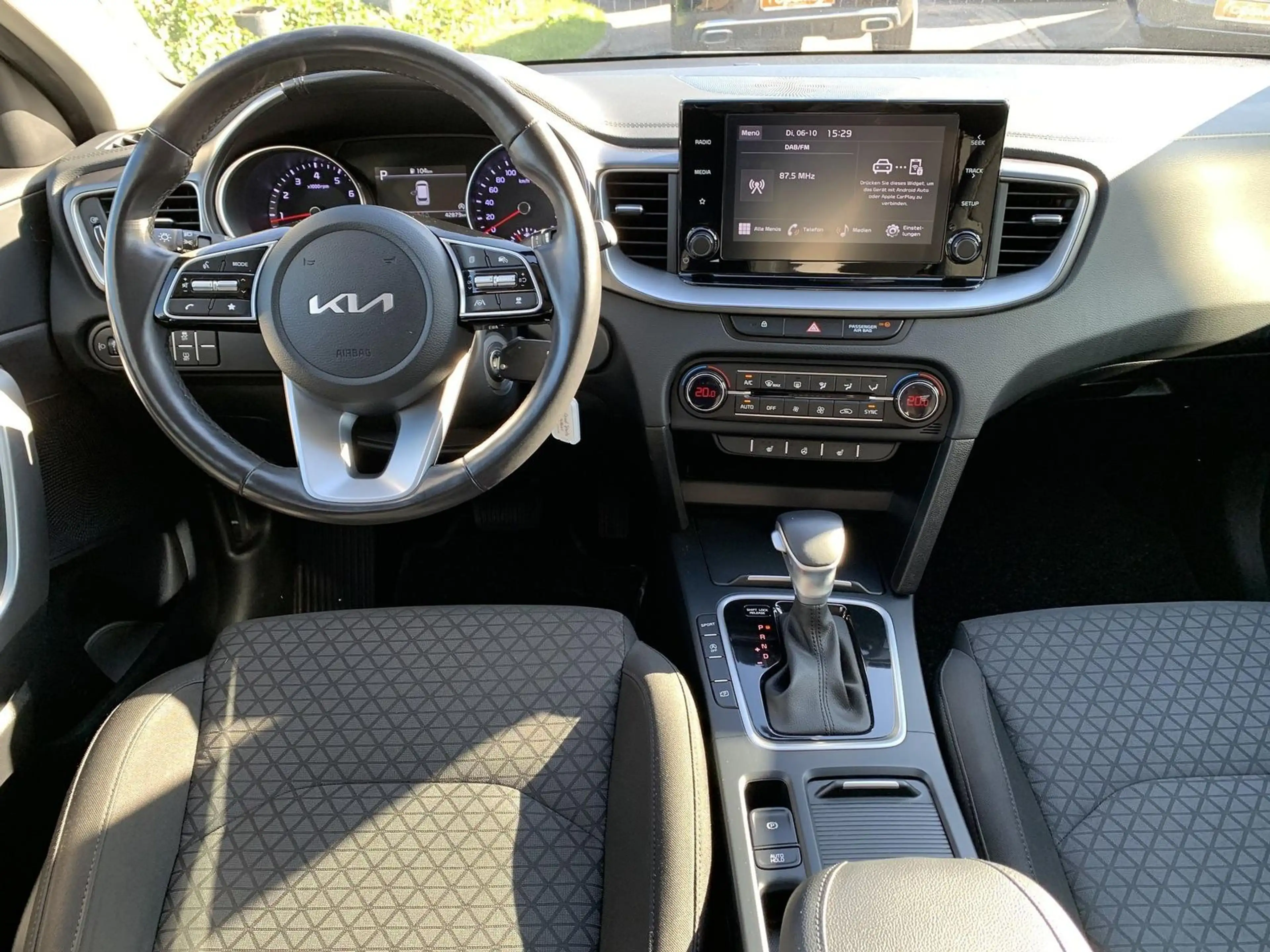 Kia Ceed SW / cee'd SW Ceed Sportswagon 1.5T-GDI DCT Kamera+Sitzhzg — photo 11