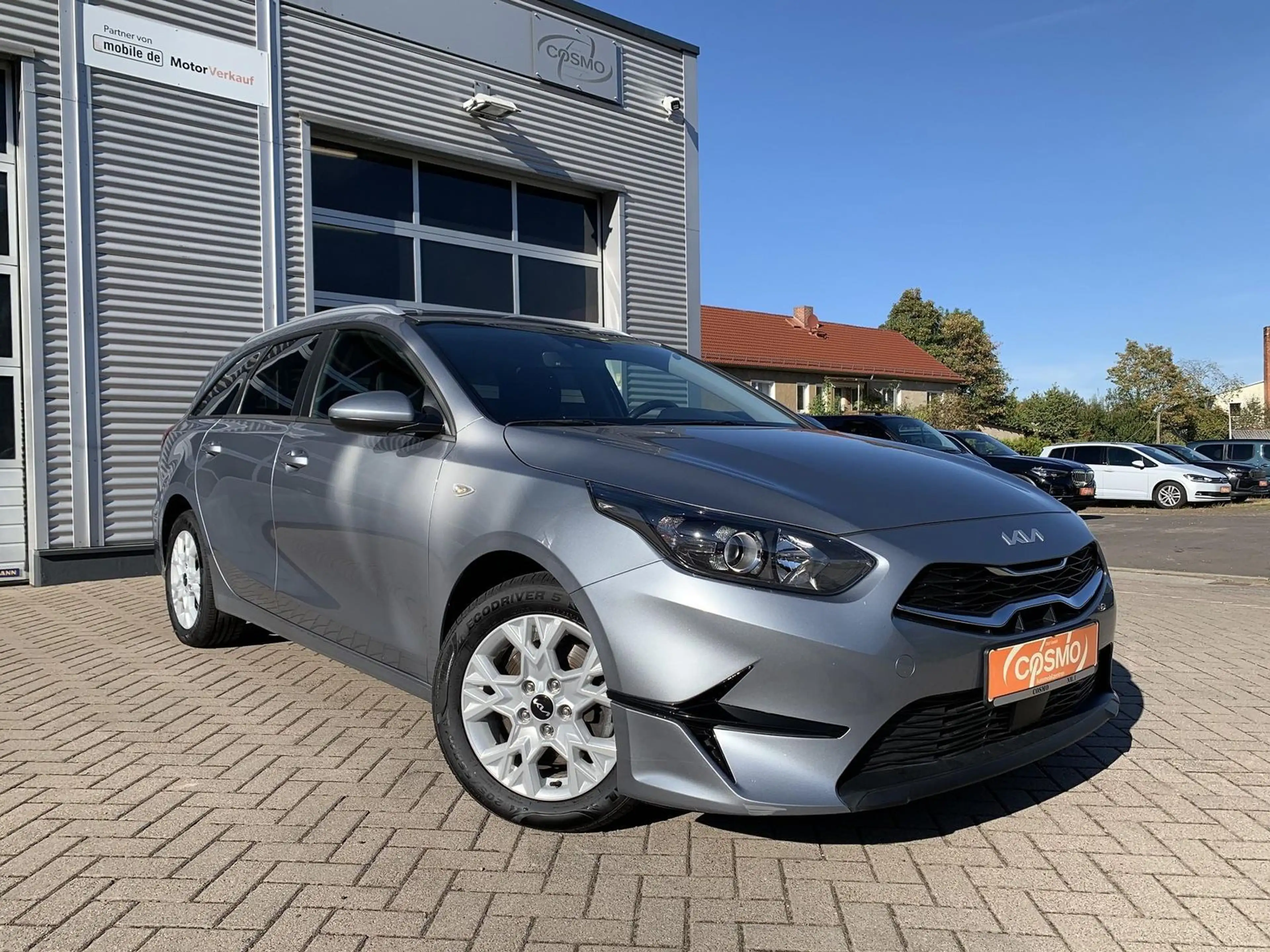 Kia Ceed SW / cee'd SW Ceed Sportswagon 1.5T-GDI DCT Kamera+Sitzhzg — photo 3