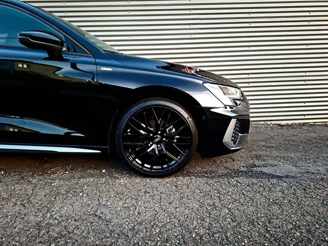 Audi A3 view 7
