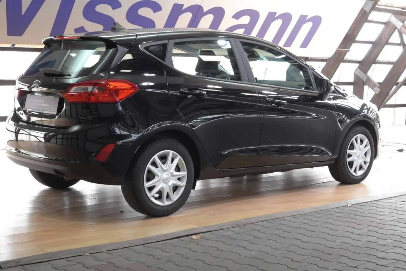 Ford Fiesta FIESTA Cool+Connect Automatic Zwart - 2