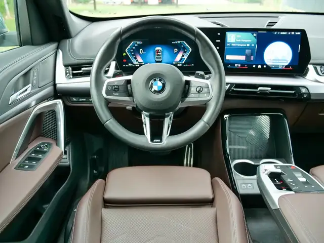 BMW X1 view 11